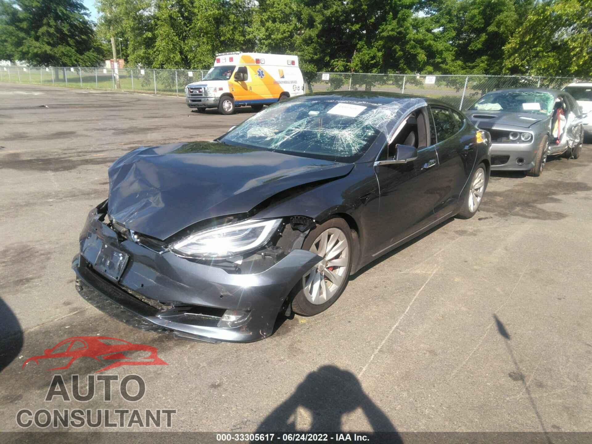 TESLA MODEL S 2018 - 5YJSA1E48JF261368