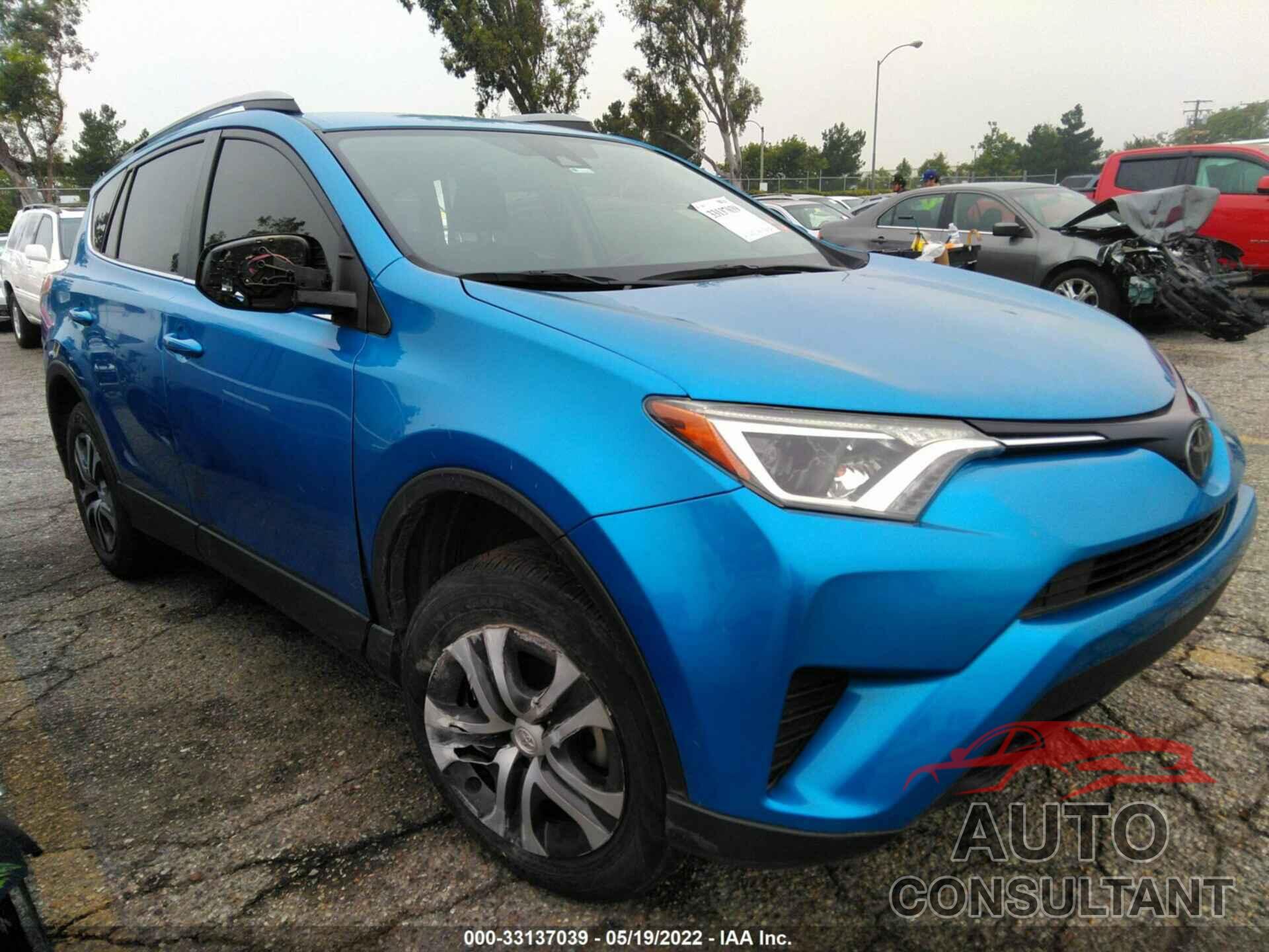 TOYOTA RAV4 2018 - JTMZFREV3JJ175501