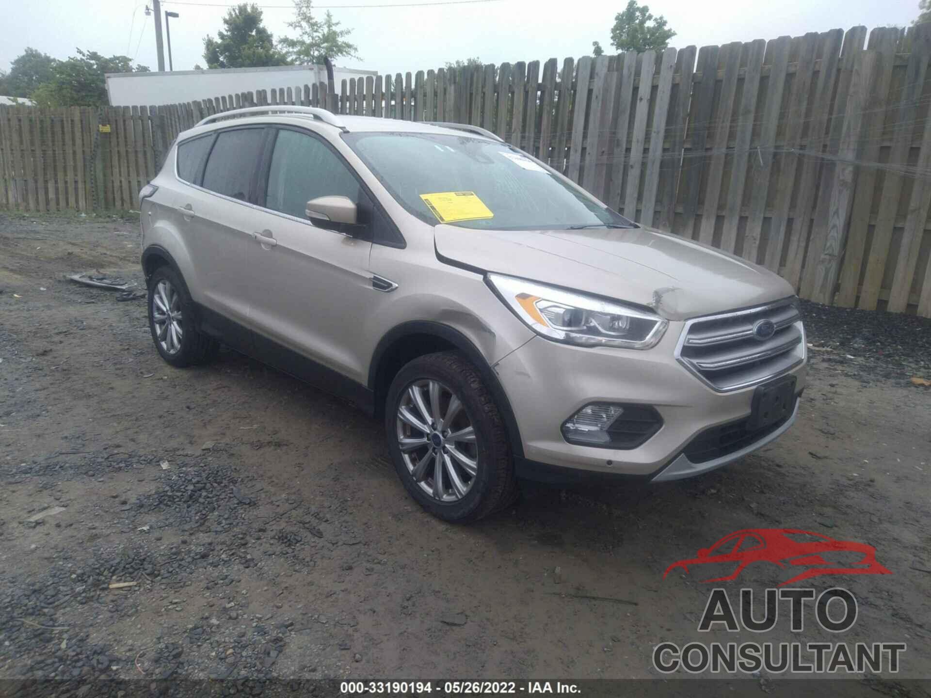 FORD ESCAPE 2017 - 1FMCU9J92HUB25505