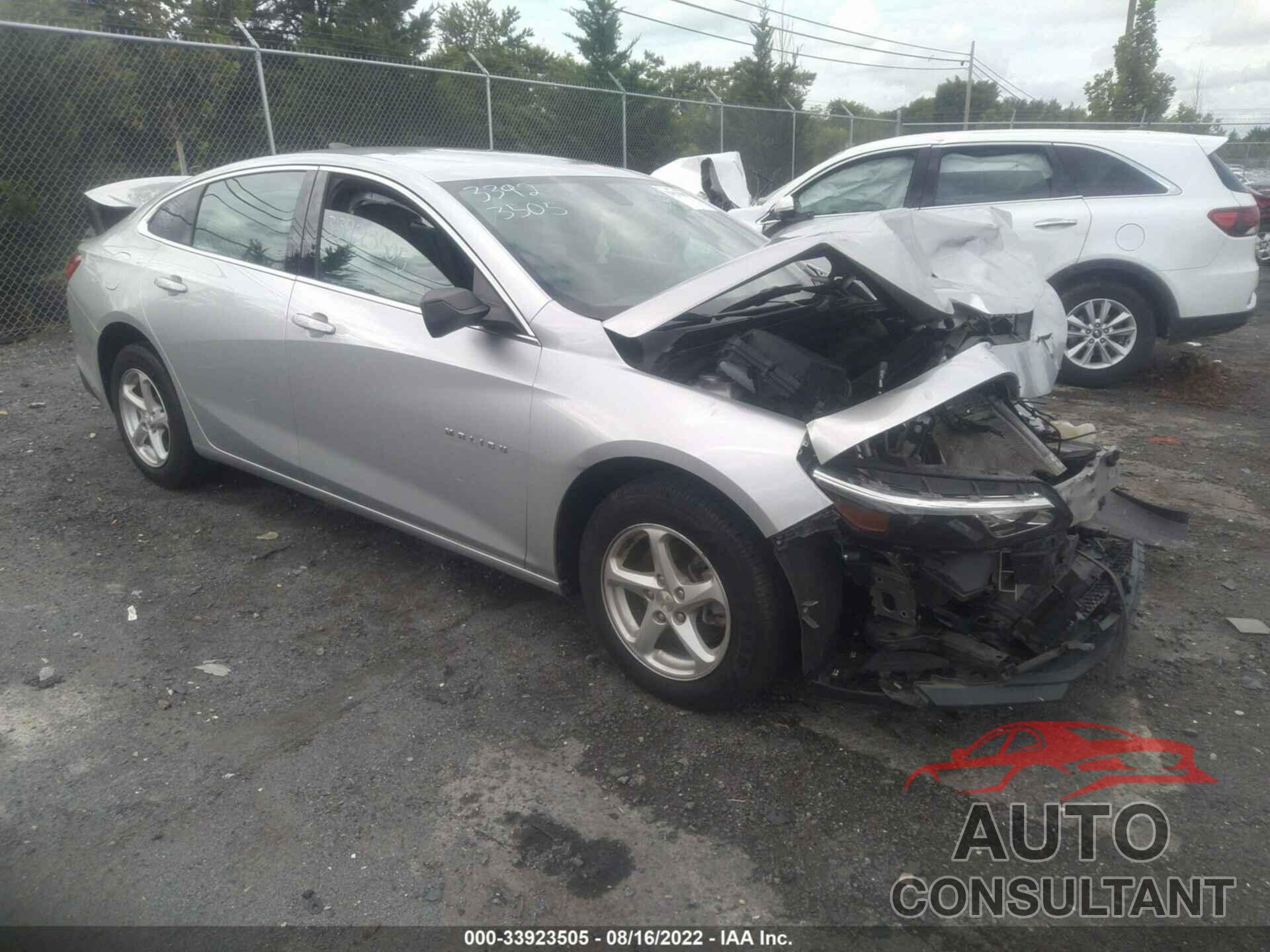 CHEVROLET MALIBU 2018 - 1G1ZB5ST2JF115289