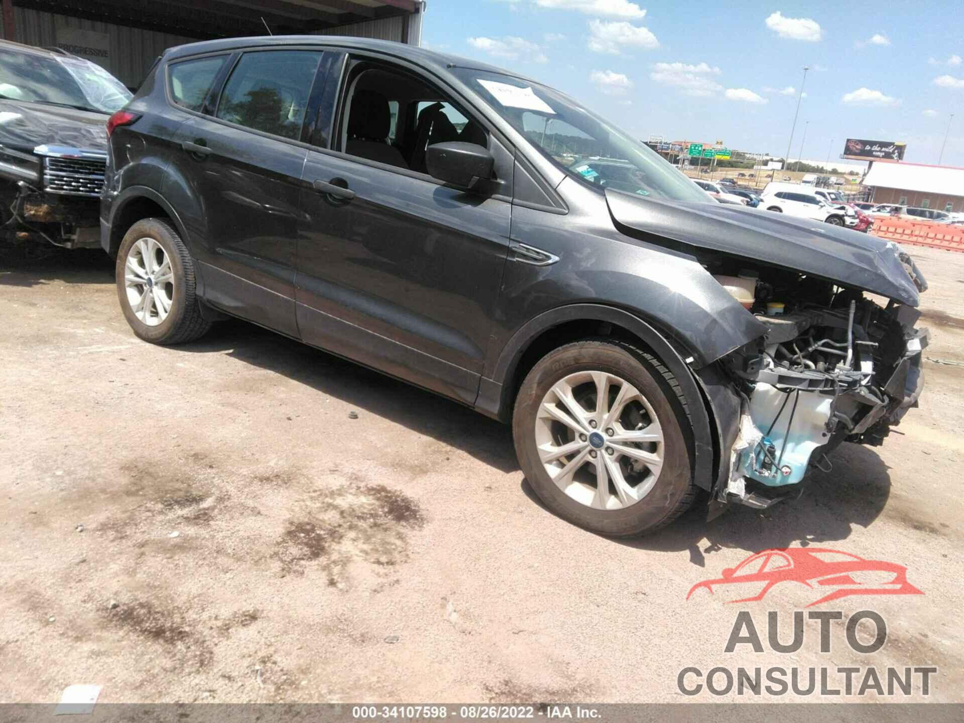 FORD ESCAPE 2019 - 1FMCU0F70KUB26162
