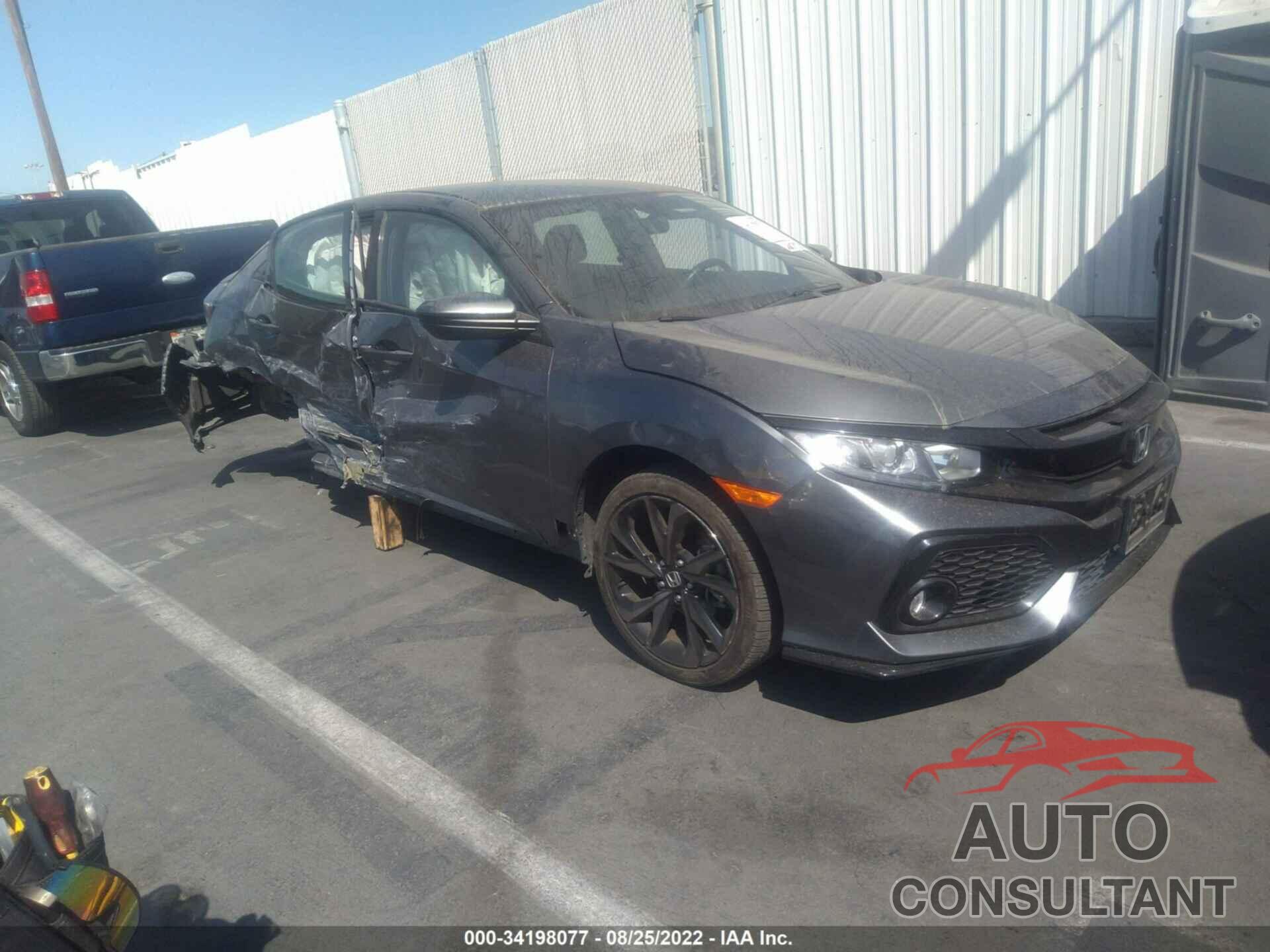 HONDA CIVIC HATCHBACK 2018 - SHHFK7H43JU431325