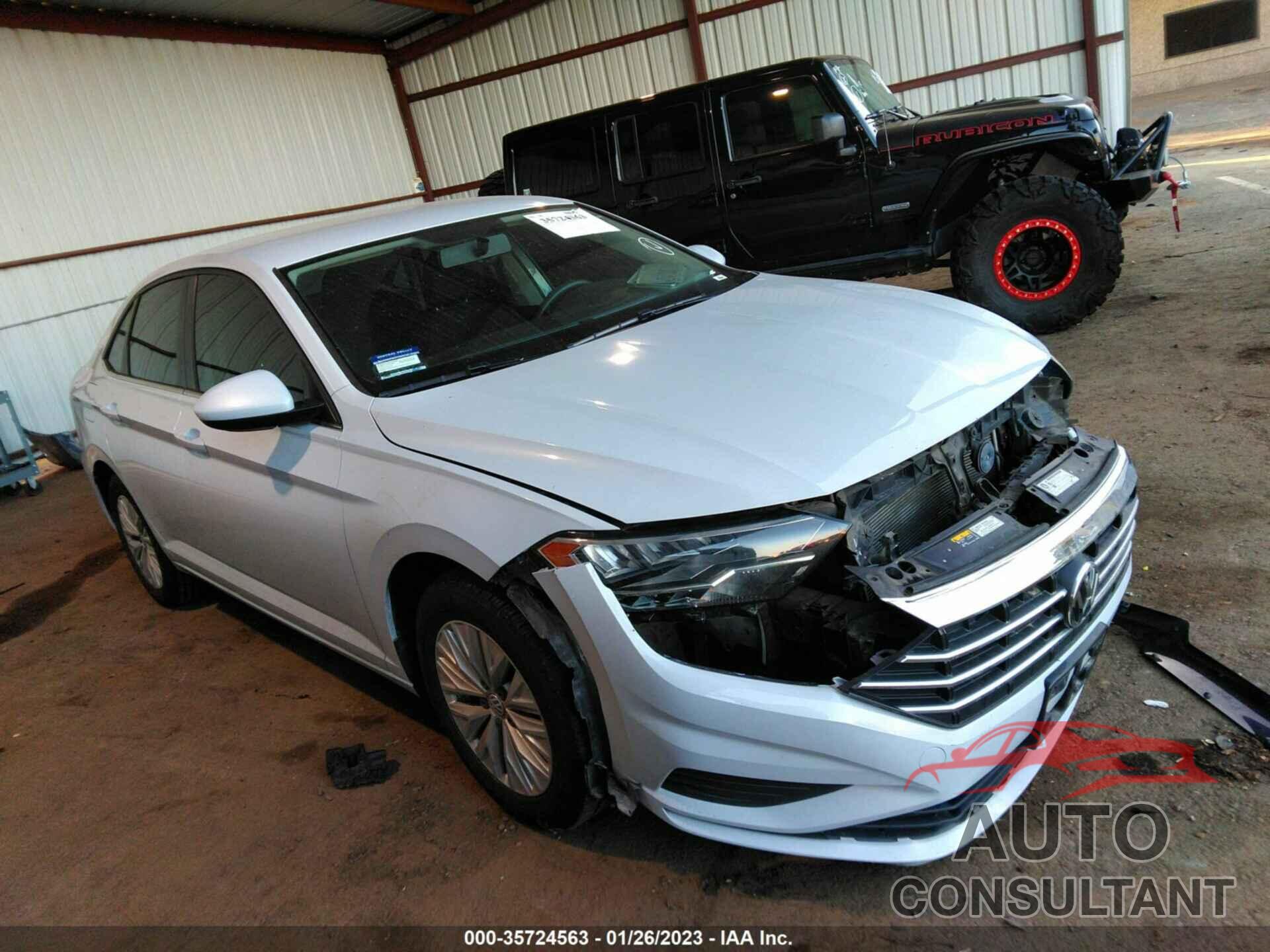 VOLKSWAGEN JETTA 2019 - 3VWN57BU7KM100464