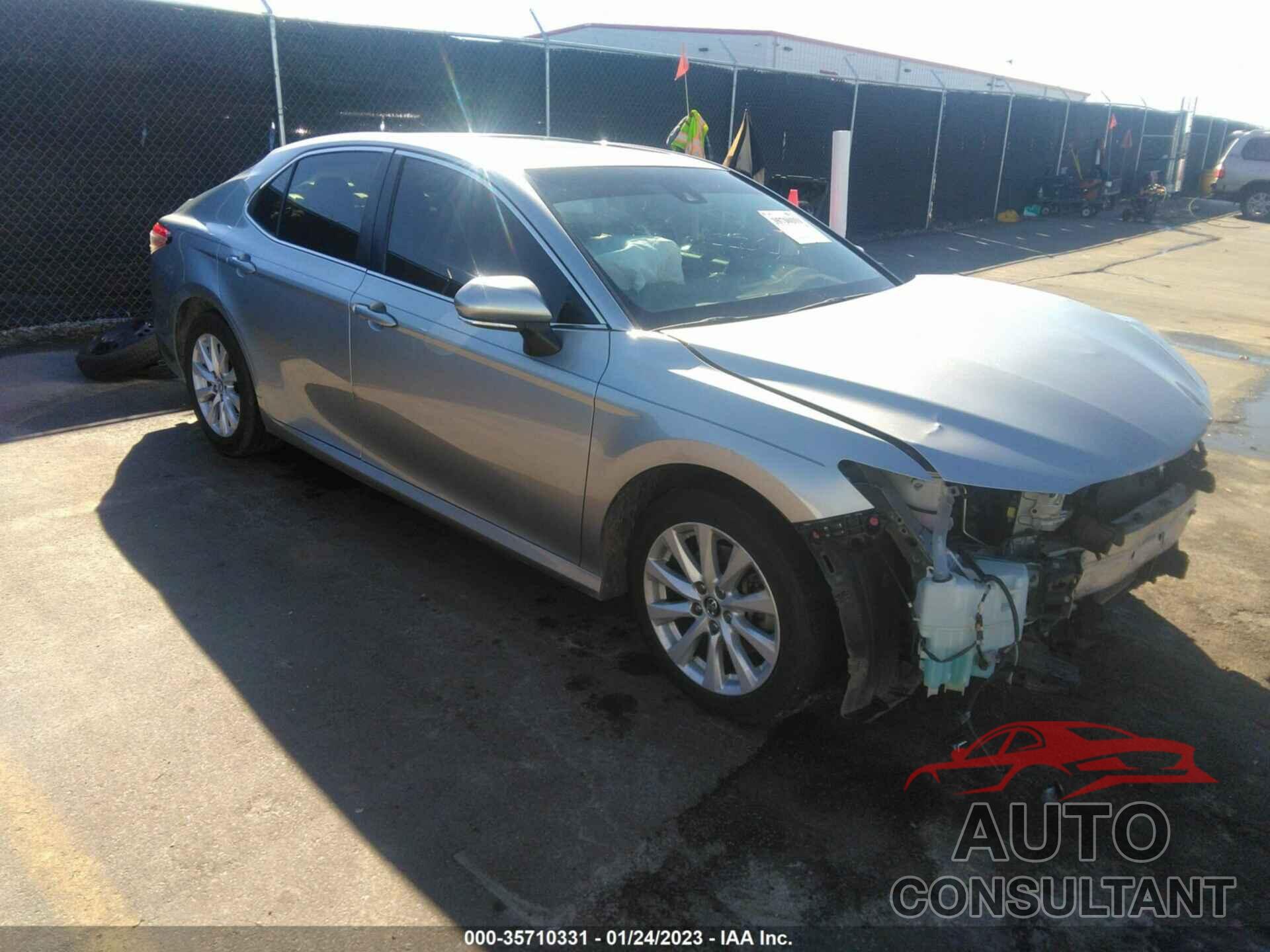 TOYOTA CAMRY 2018 - JTNB11HK3J3034527