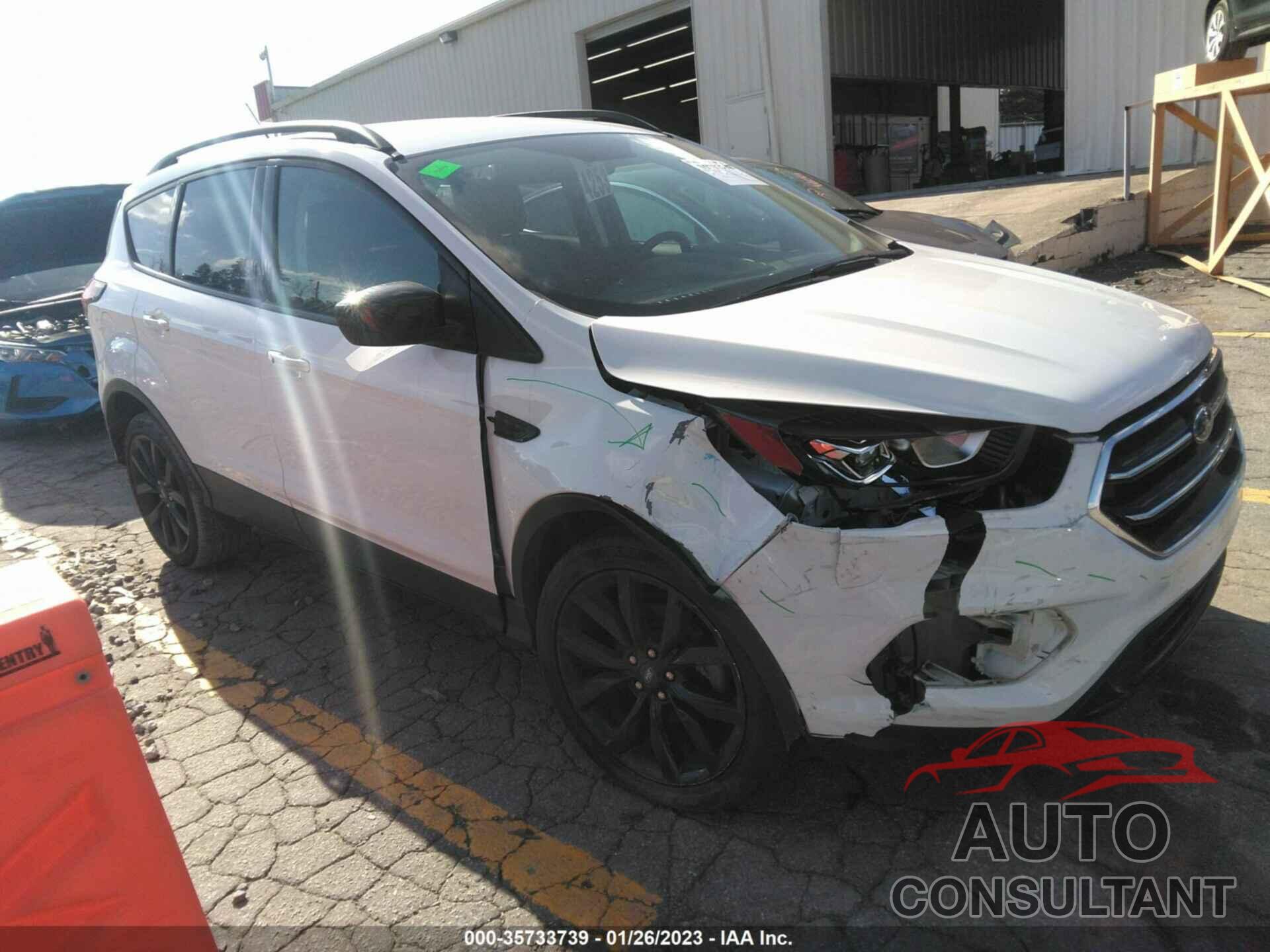 FORD ESCAPE 2019 - 1FMCU0GD8KUB93466