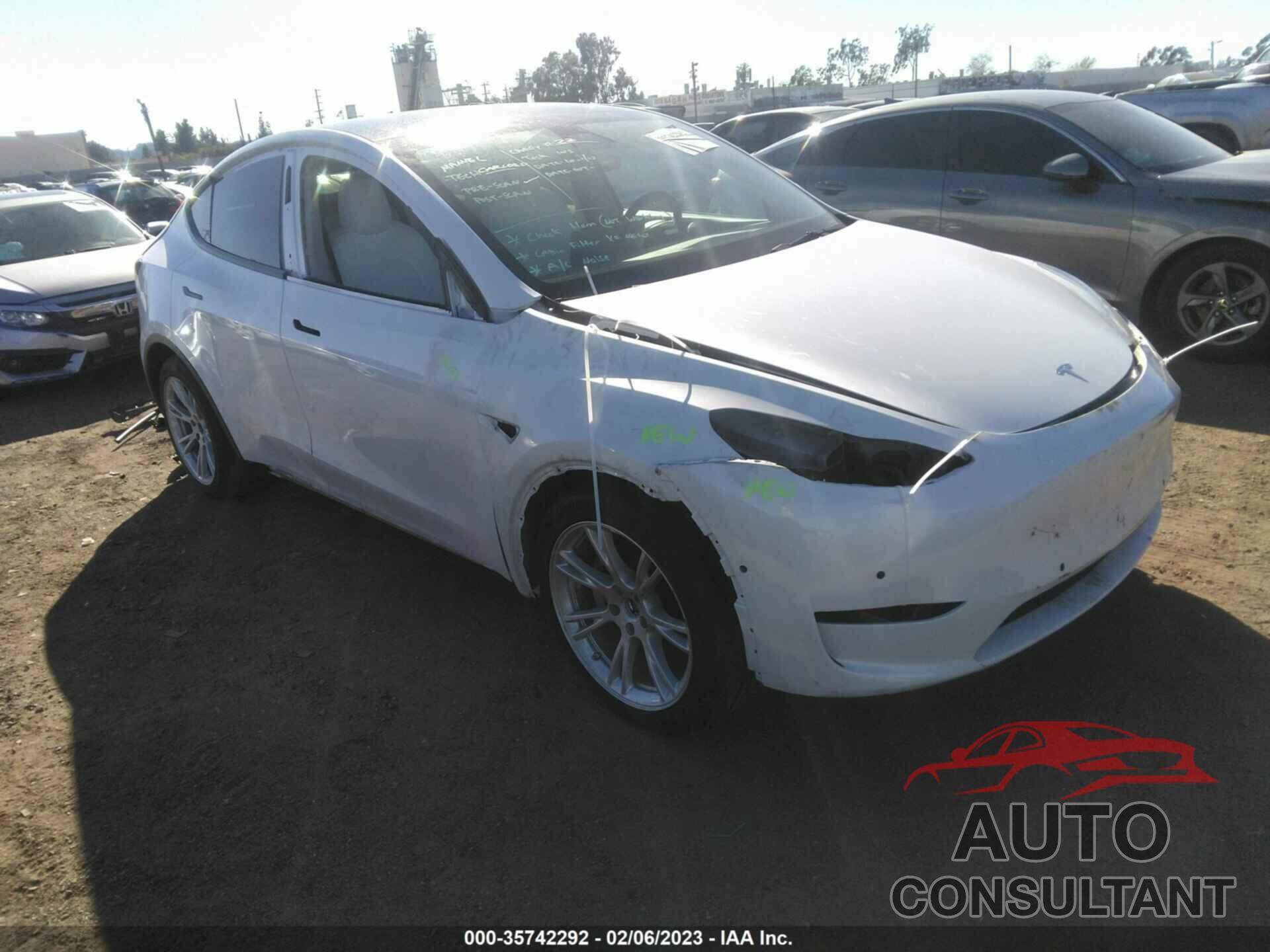TESLA MODEL Y 2021 - 5YJYGAEE1MF282438