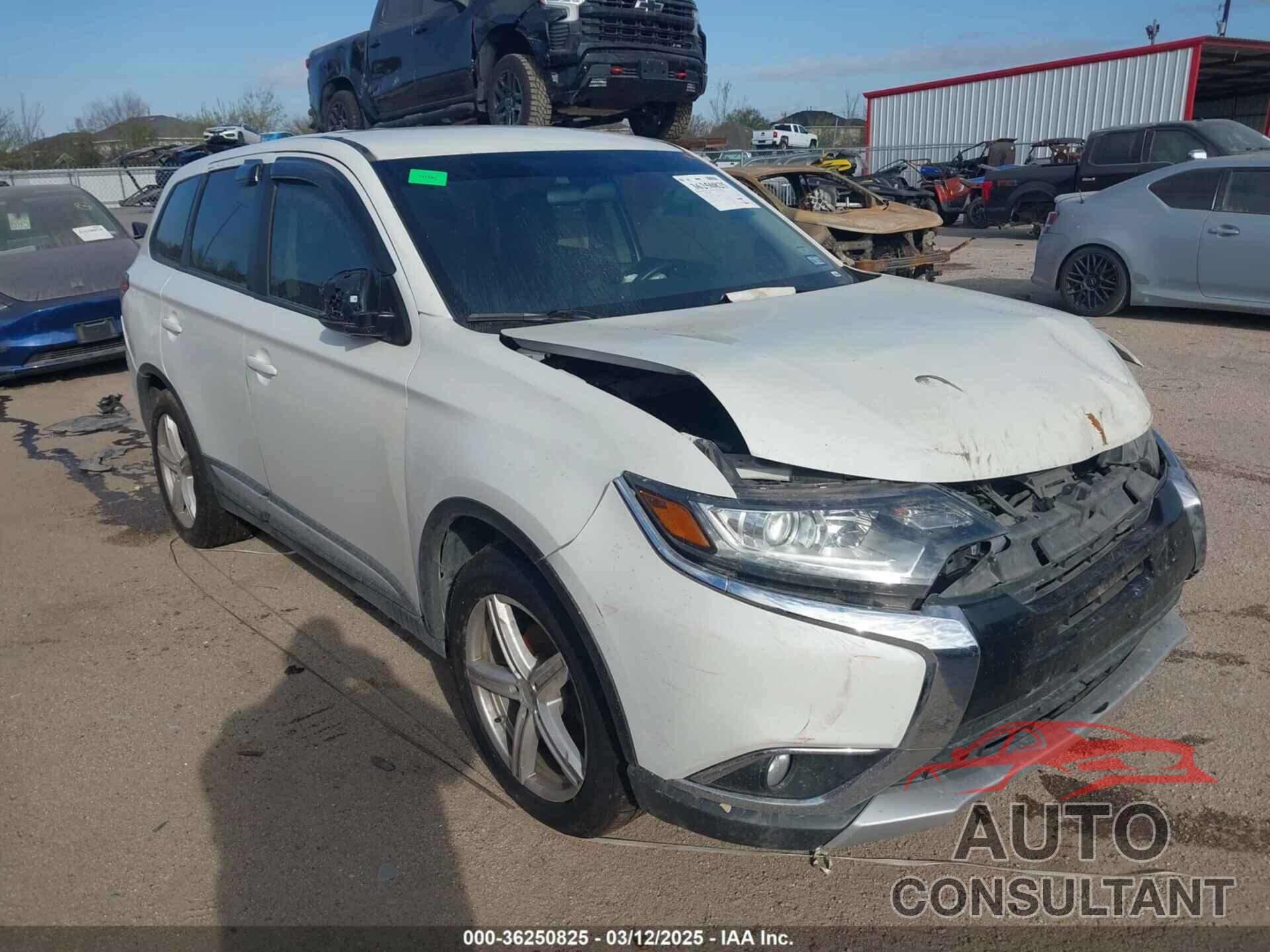 MITSUBISHI OUTLANDER 2017 - JA4AD2A35HZ014622