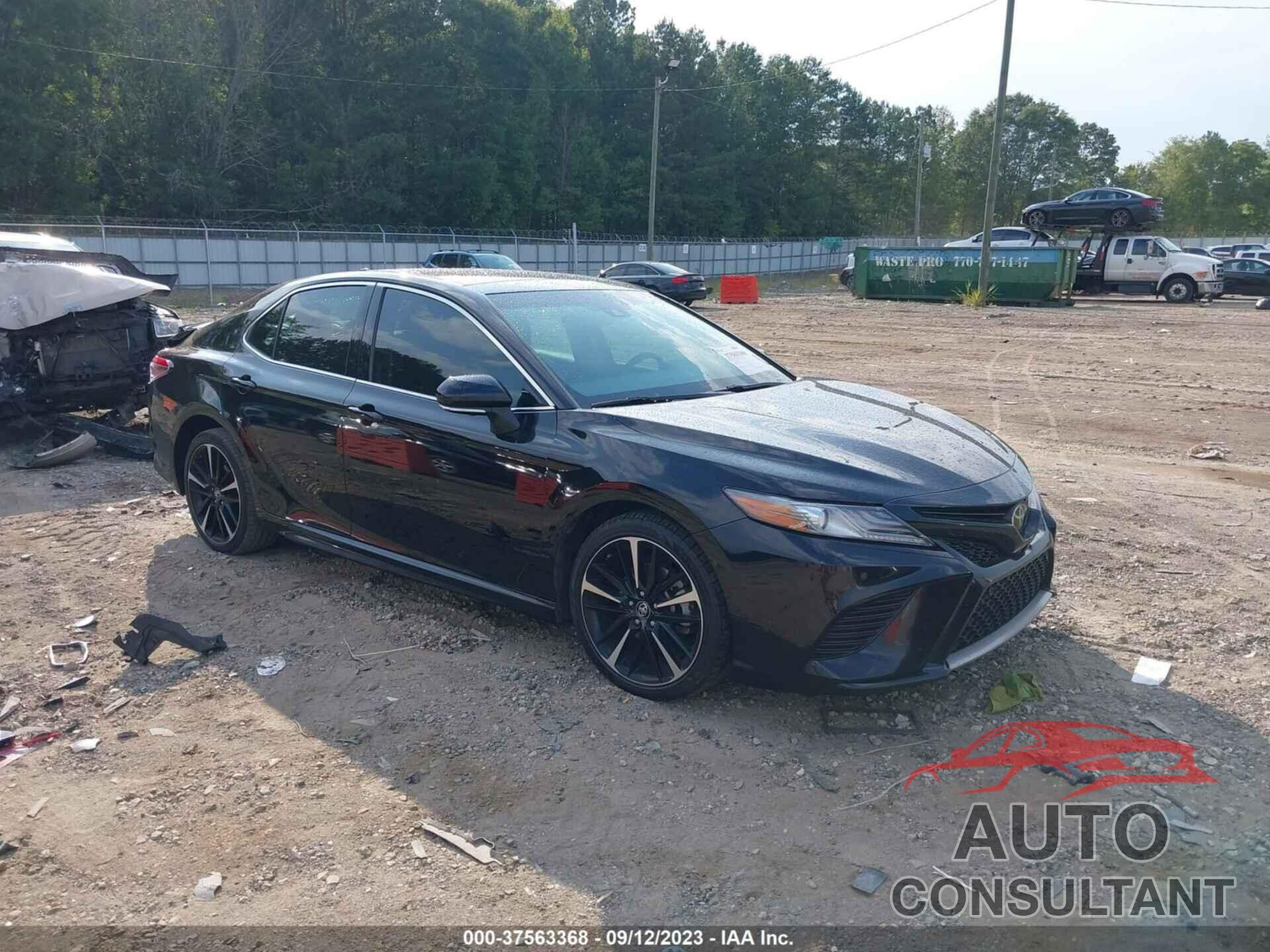 TOYOTA CAMRY 2018 - 4T1B61HK6JU148369