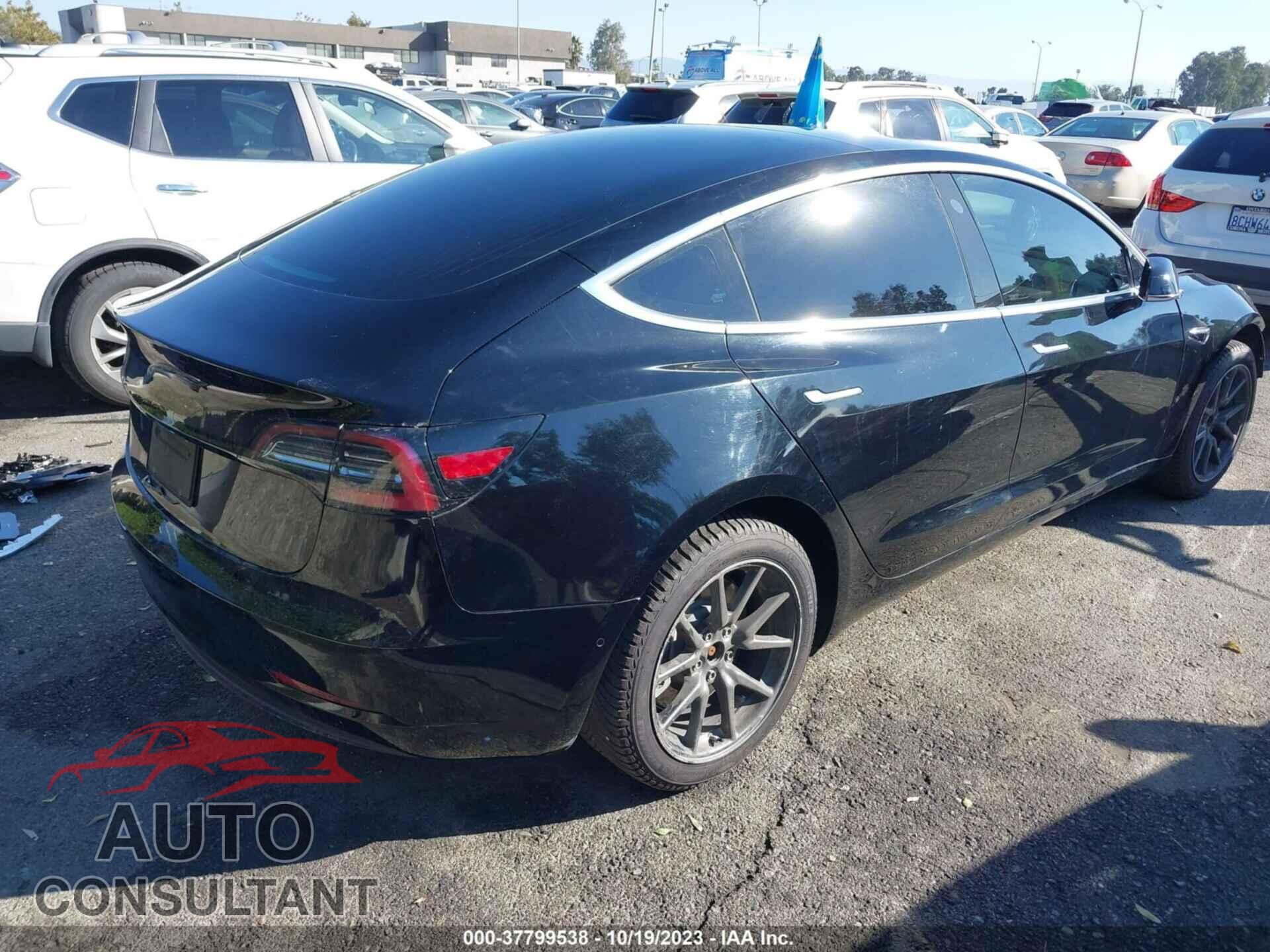 TESLA MODEL 3 2019 - 5YJ3E1EAXKF305449