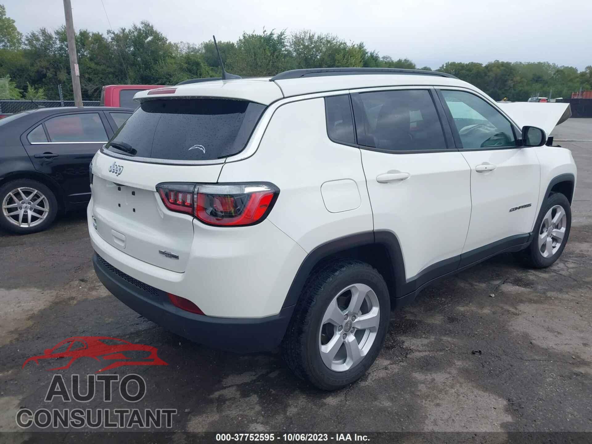 JEEP COMPASS 2019 - 3C4NJDBB3KT846587