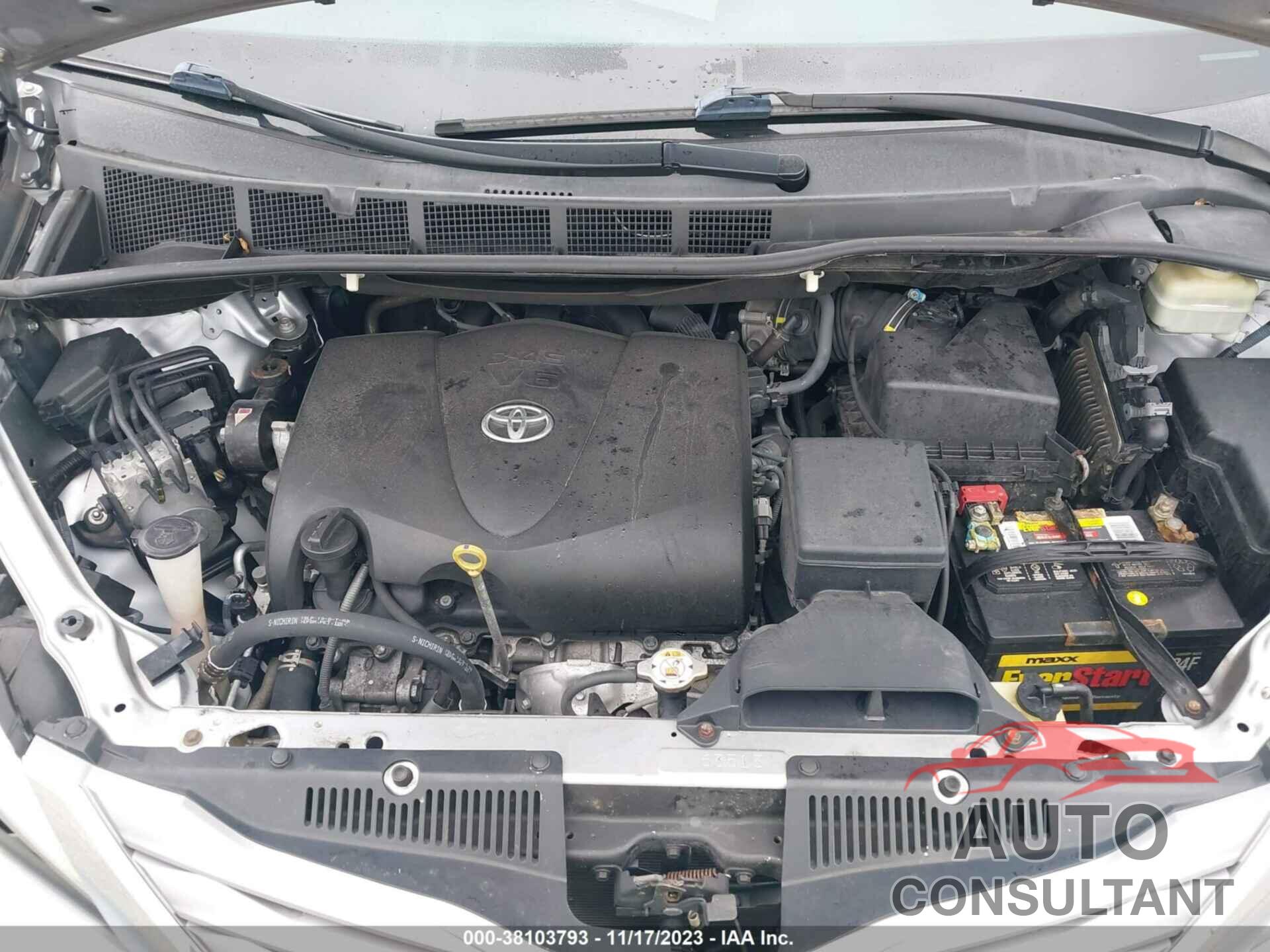 TOYOTA SIENNA 2017 - 5TDYZ3DC6HS766855