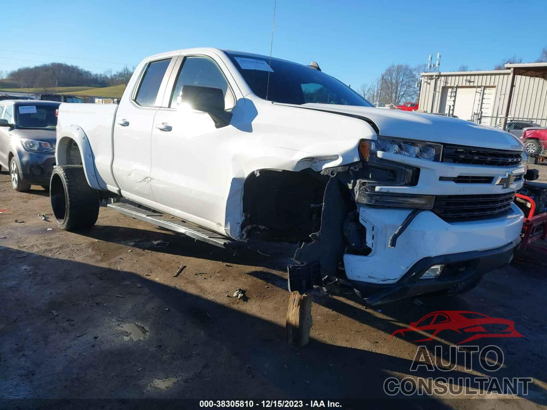 CHEVROLET SILVERADO 1500 2019 - 1GCRYEED1KZ403220