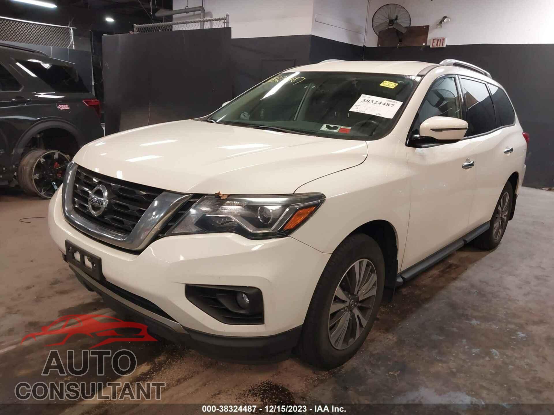 NISSAN PATHFINDER 2017 - 5N1DR2MM7HC638672