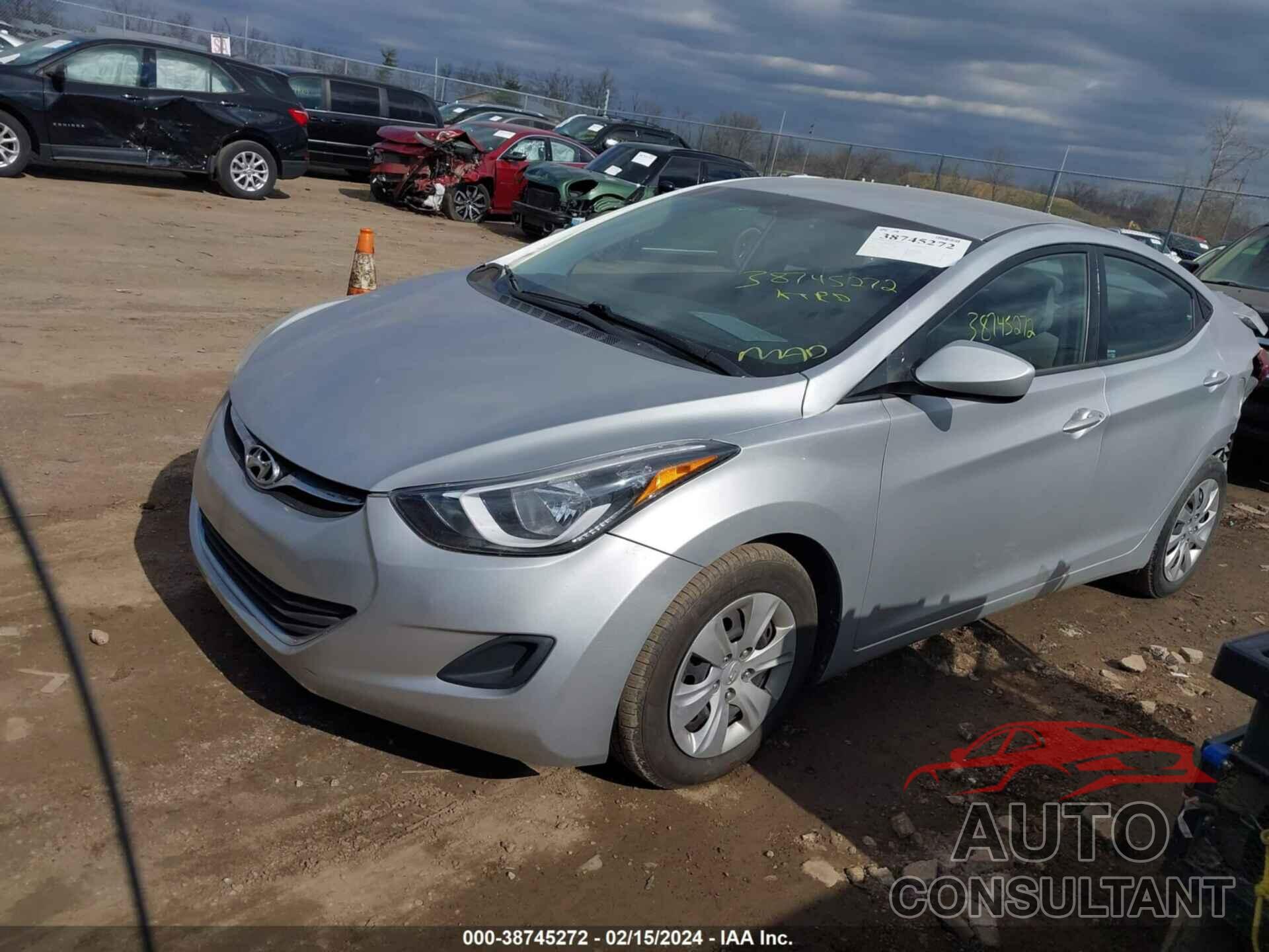 HYUNDAI ELANTRA 2016 - 5NPDH4AE1GH730752