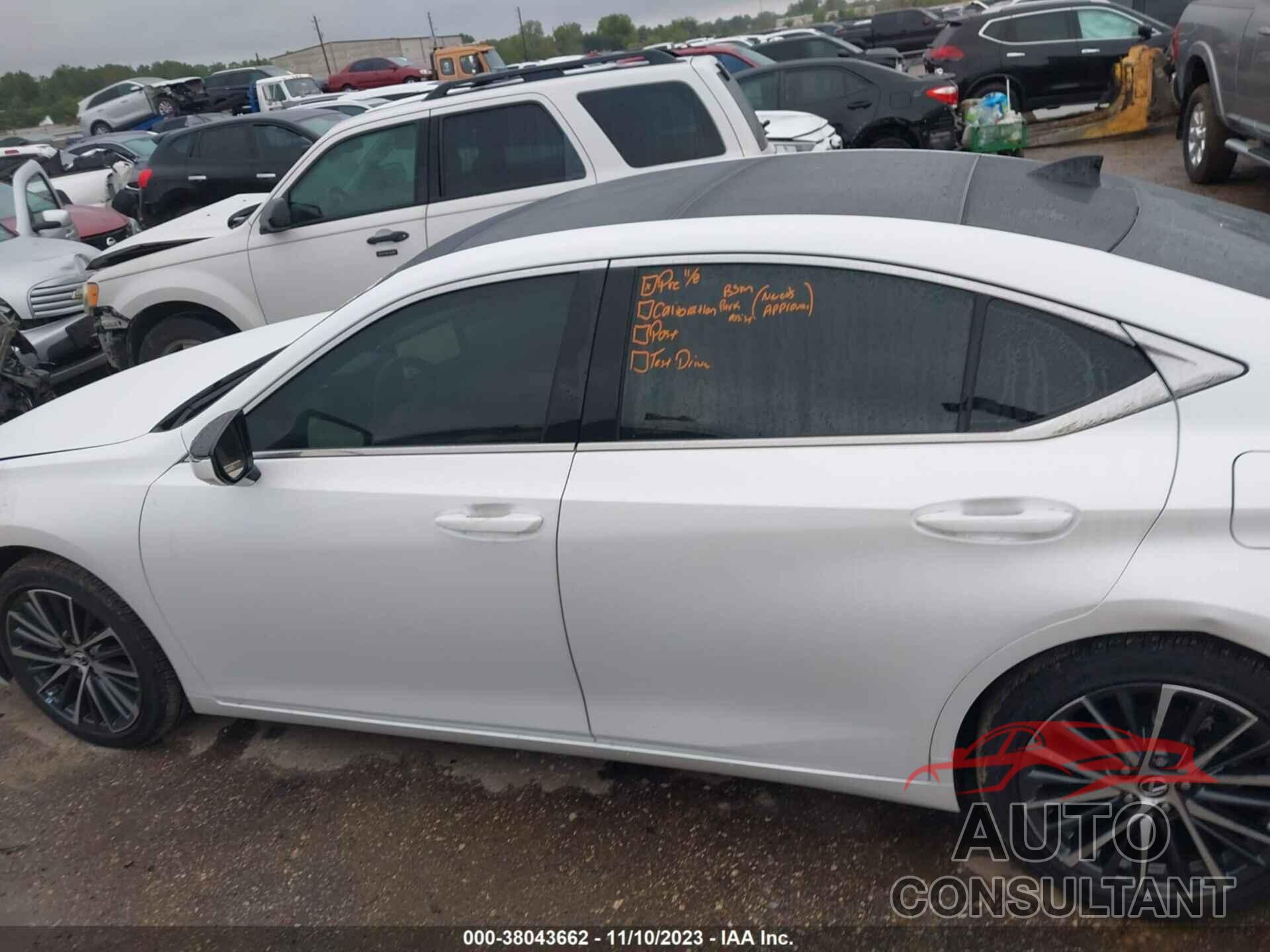 LEXUS ES 2023 - 58ADZ1B18PU147046