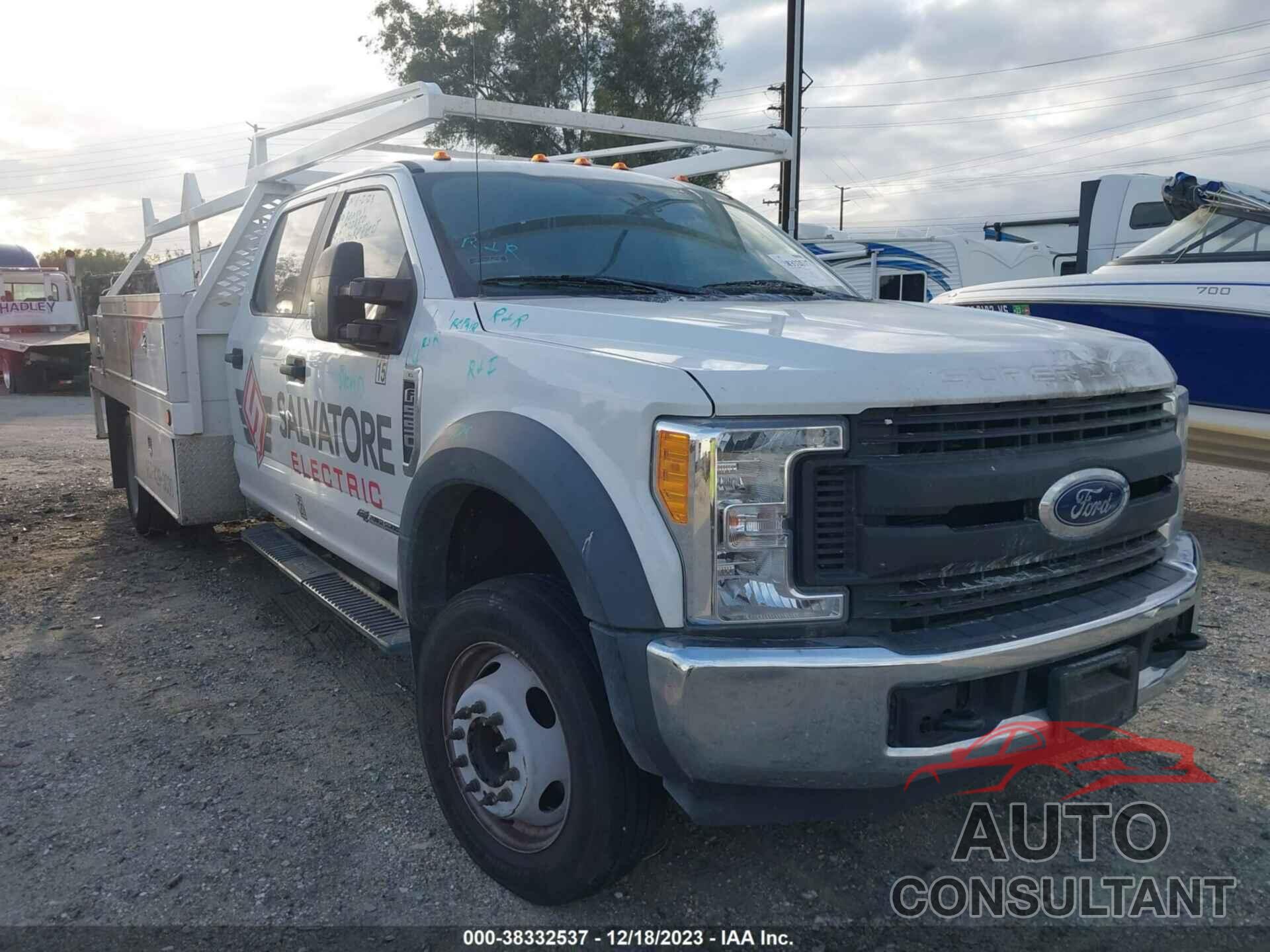 FORD F-550 CHASSIS 2017 - 1FD0W5GT0HEF01010