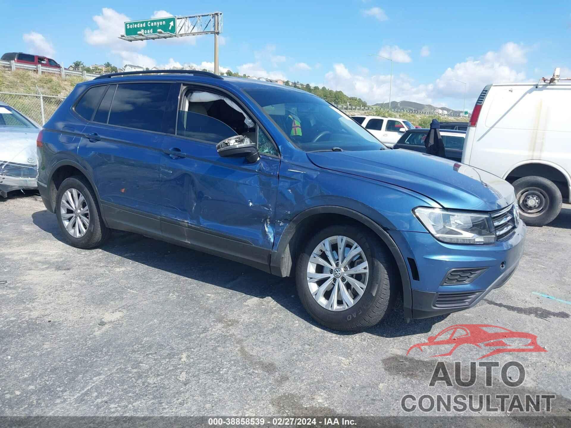 VOLKSWAGEN TIGUAN 2018 - 3VV1B7AX8JM057808