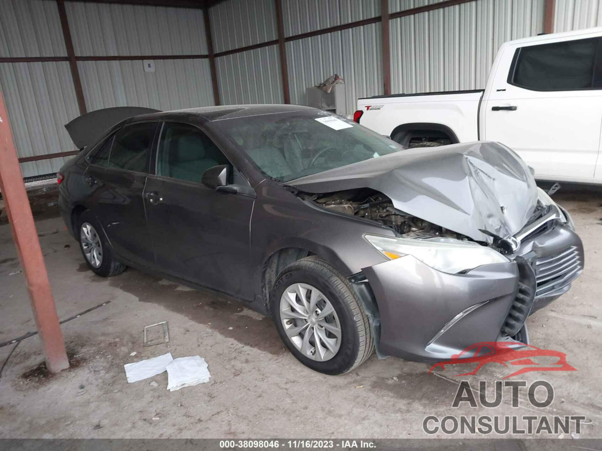 TOYOTA CAMRY 2017 - 4T1BF1FK2HU453994