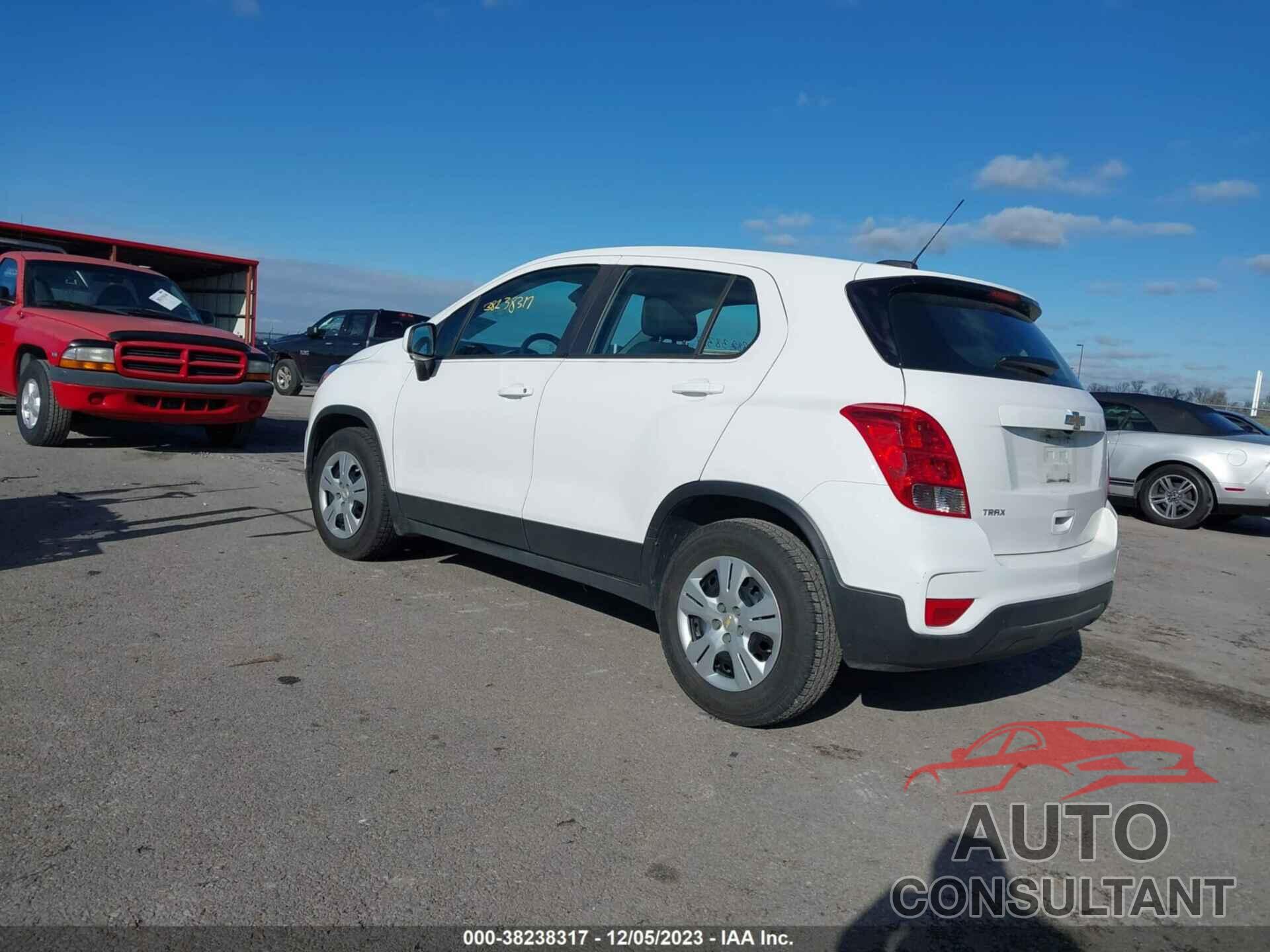 CHEVROLET TRAX 2019 - LSGCJKSB5KY011914