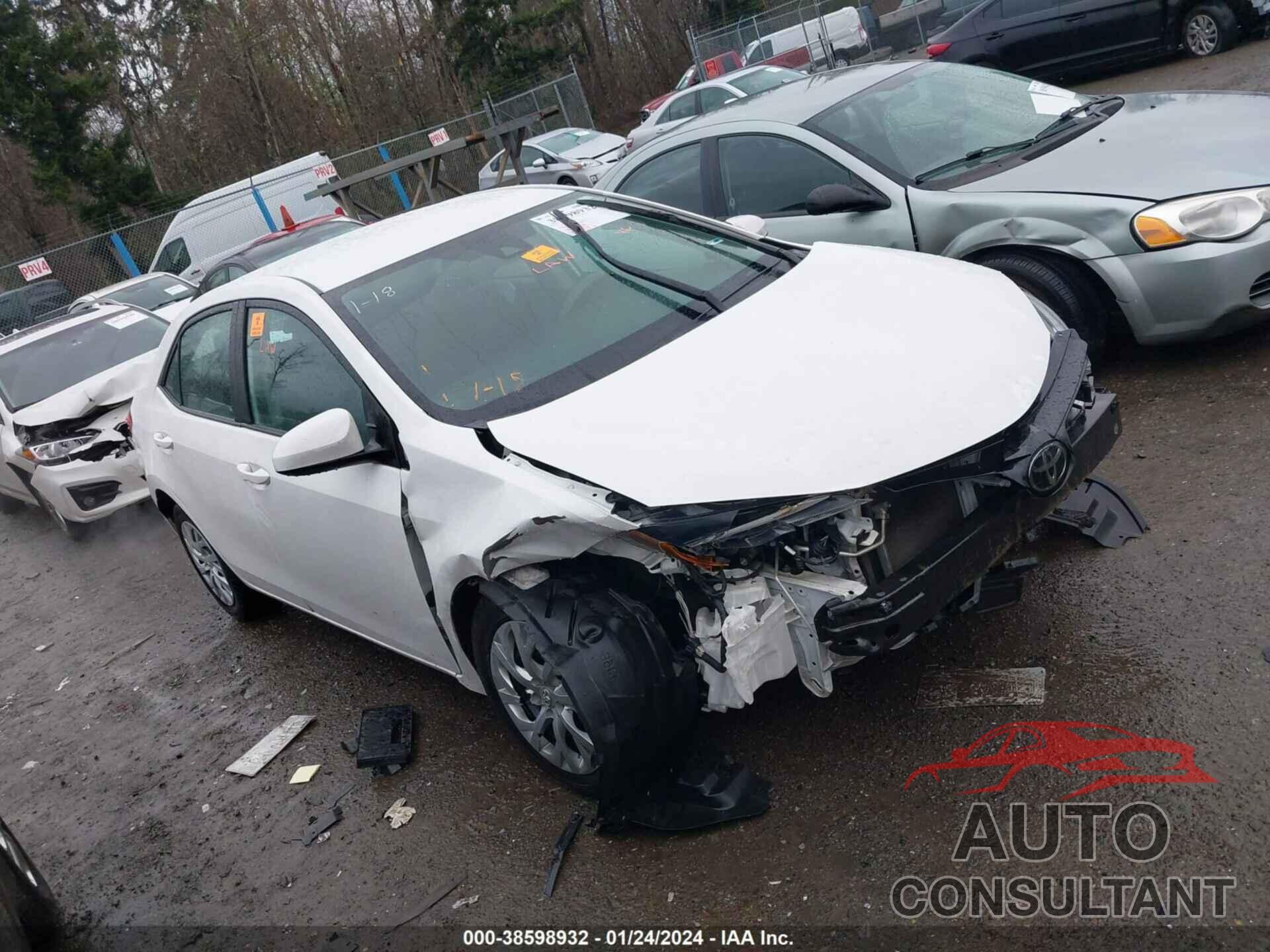 TOYOTA COROLLA 2018 - 2T1BURHE3JC075896