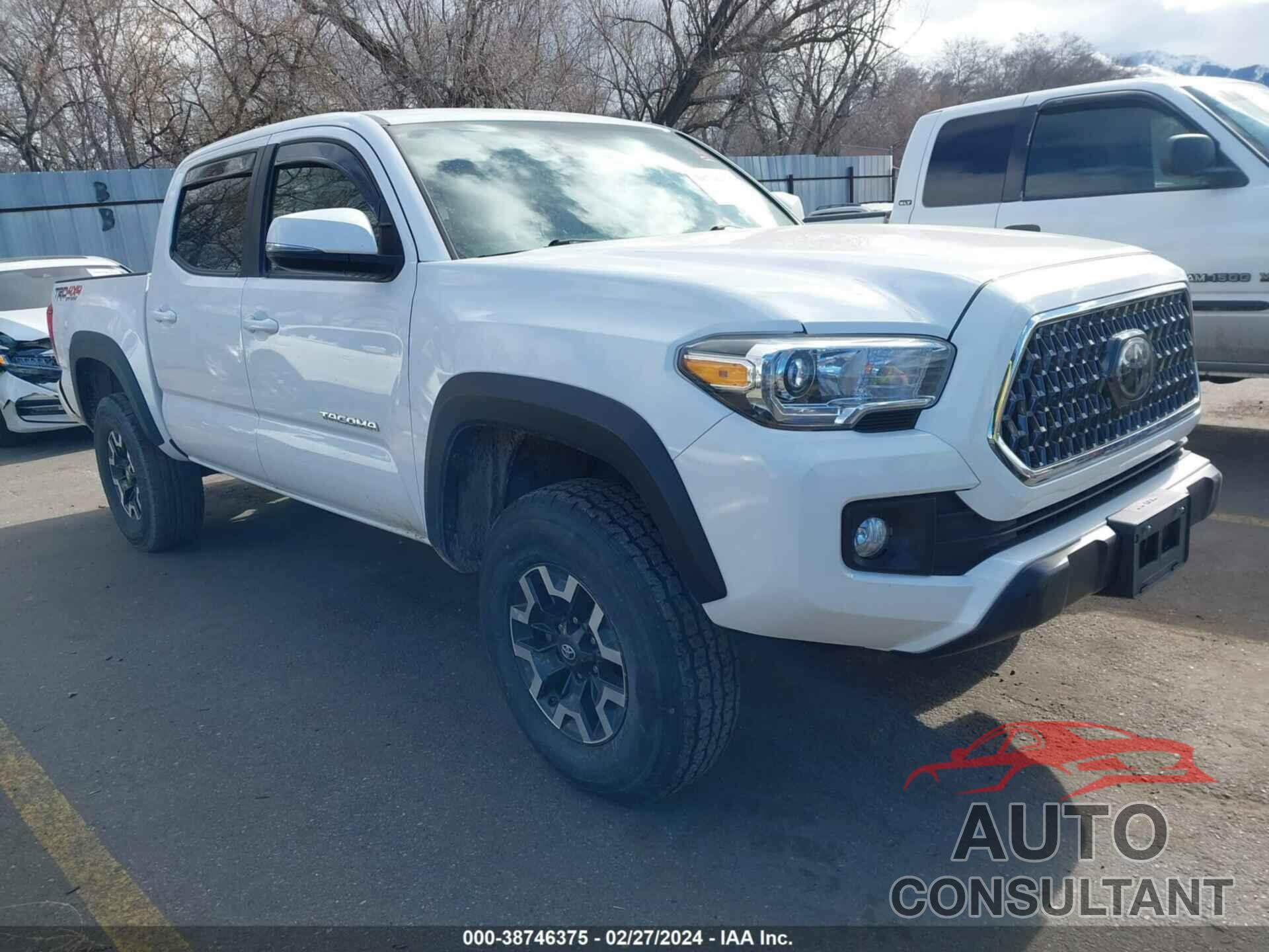 TOYOTA TACOMA 2018 - 3TMCZ5AN8JM183138