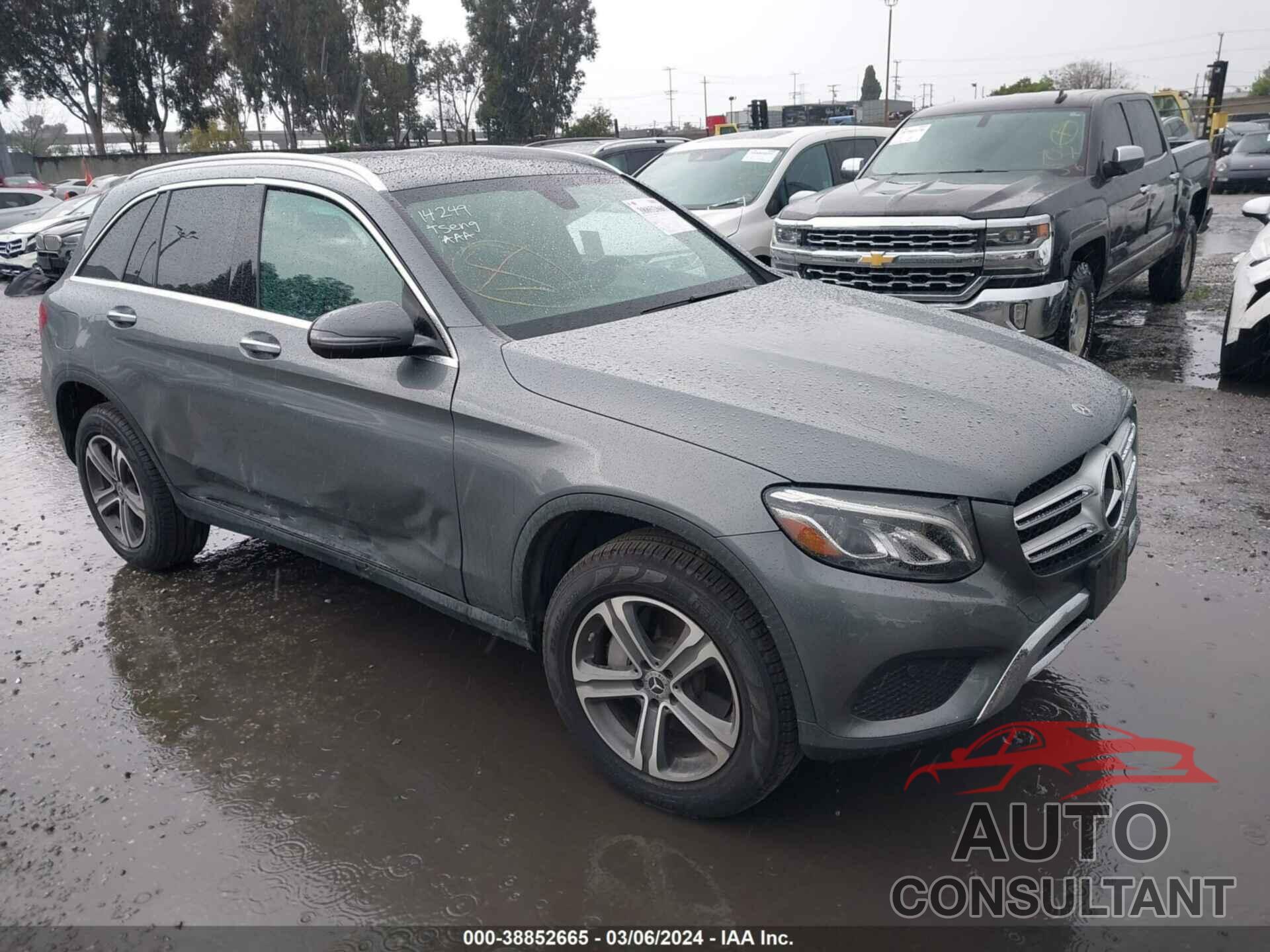 MERCEDES-BENZ GLC 300 2018 - WDC0G4JB6JV087890