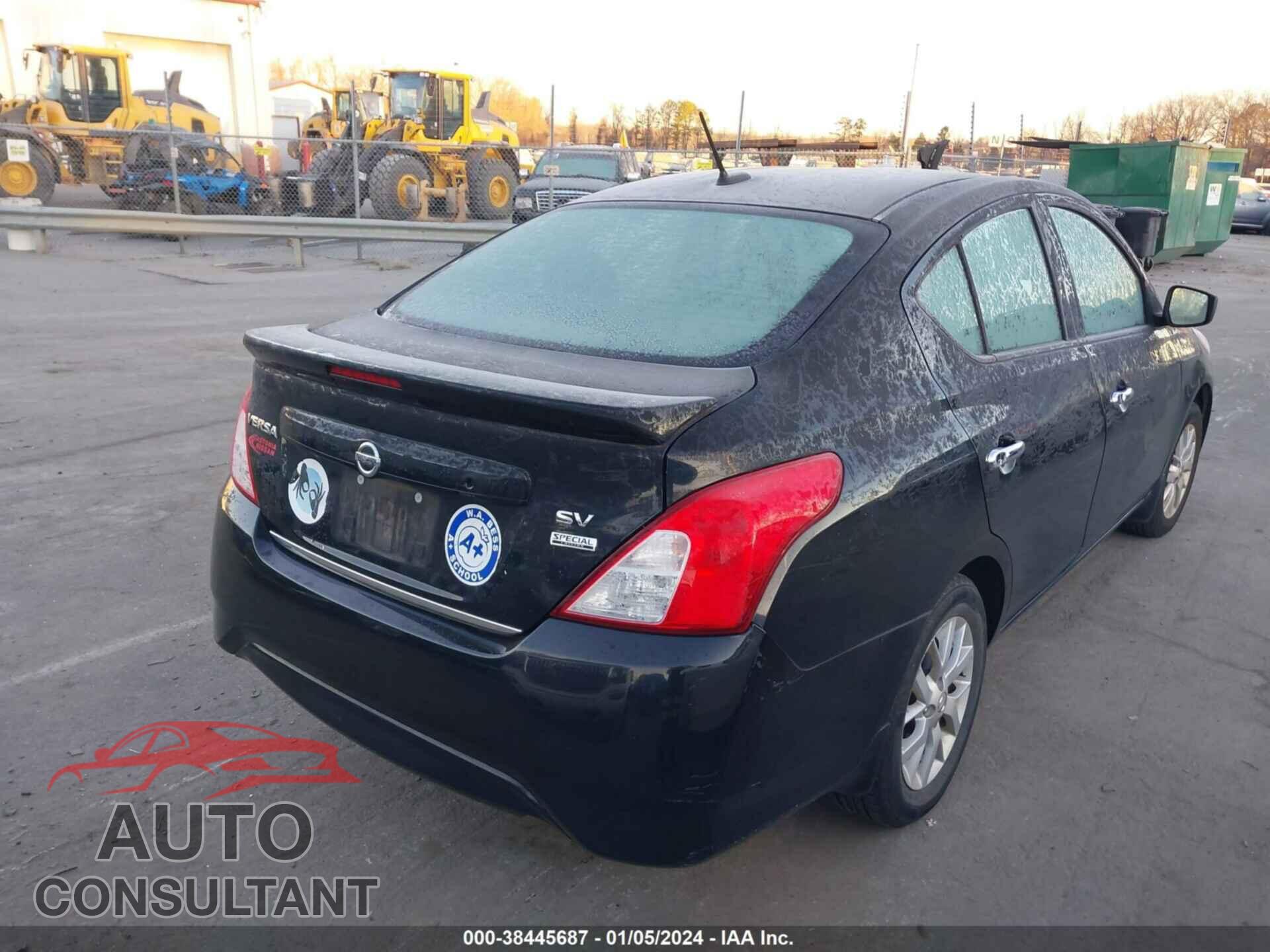 NISSAN VERSA 2017 - 3N1CN7AP3HL856476