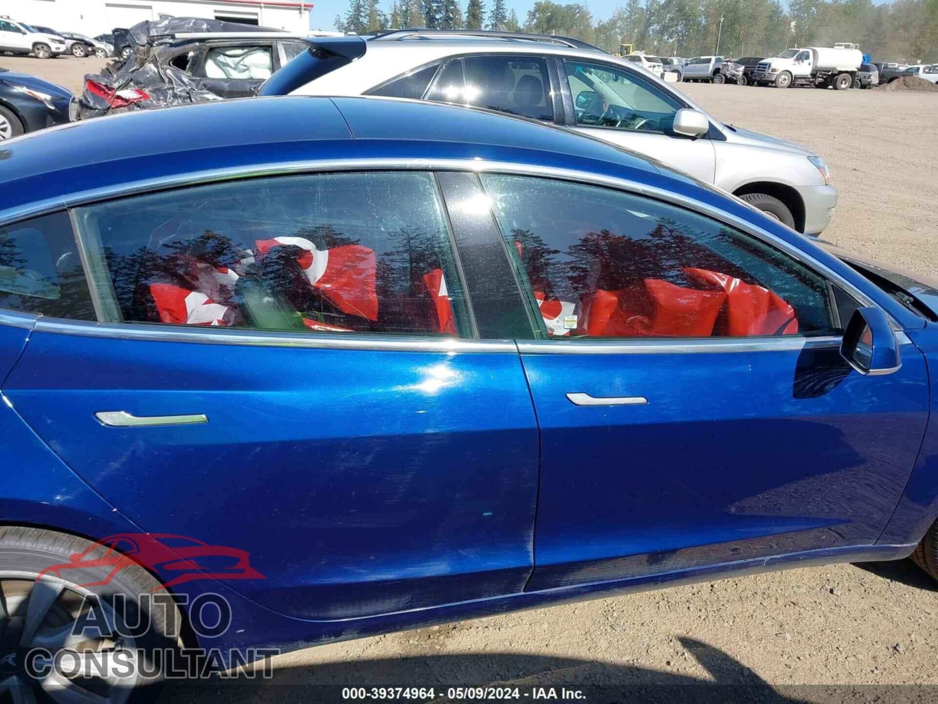 TESLA MODEL 3 2018 - 5YJ3E1EA8JF013703