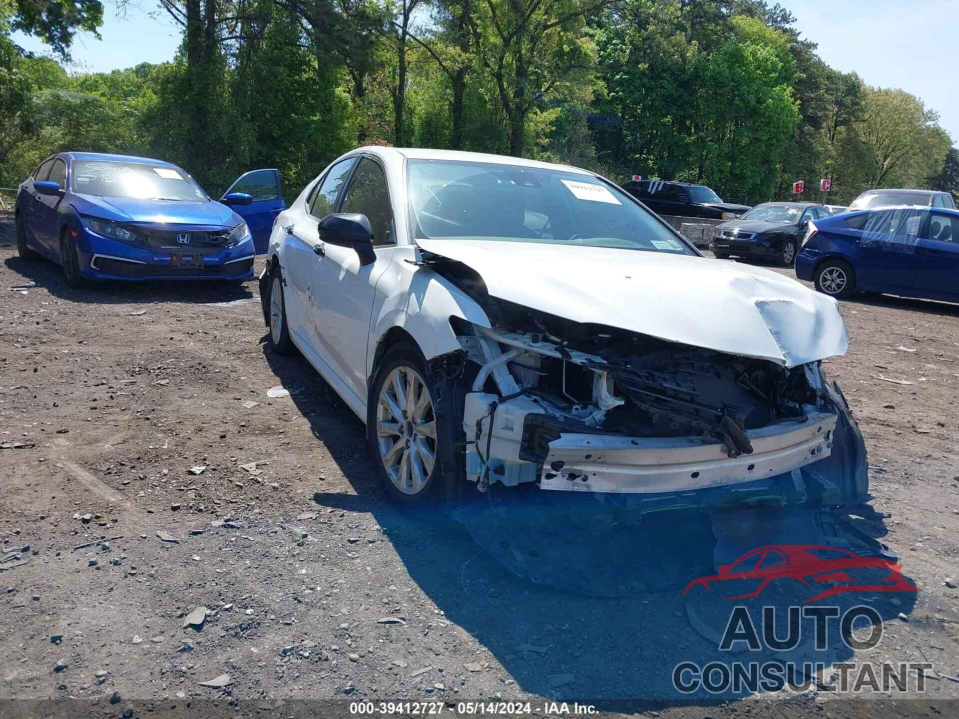 TOYOTA CAMRY 2020 - 4T1C11AK0LU393233