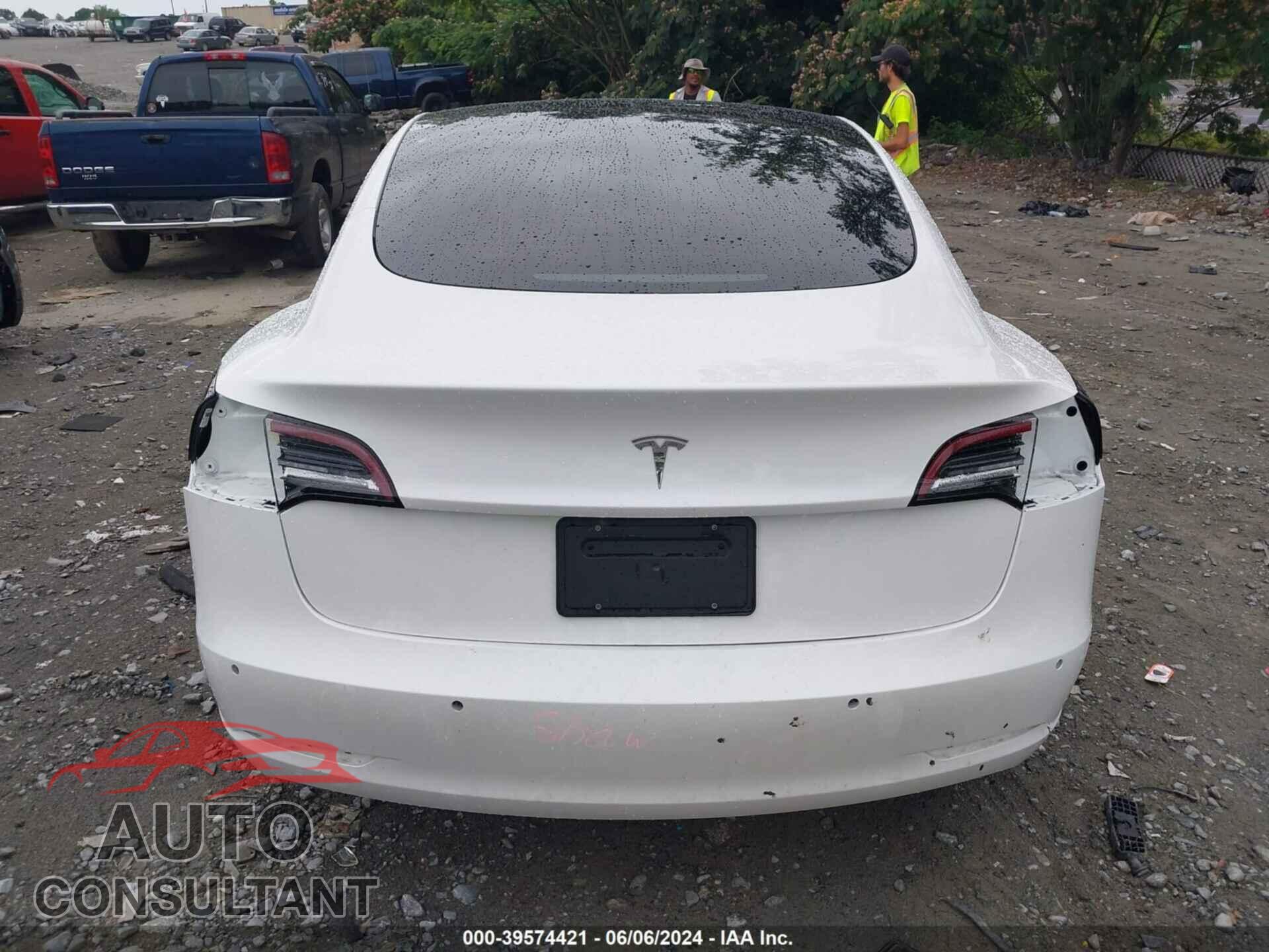 TESLA MODEL 3 2021 - 5YJ3E1EA0MF030239