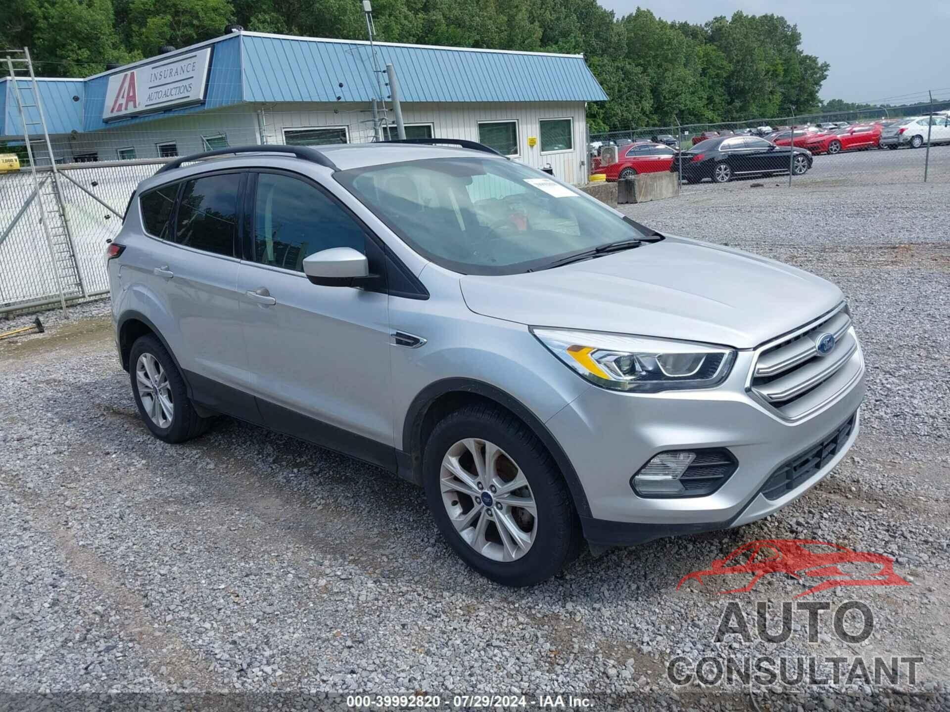 FORD ESCAPE 2017 - 1FMCU0GD2HUE05626