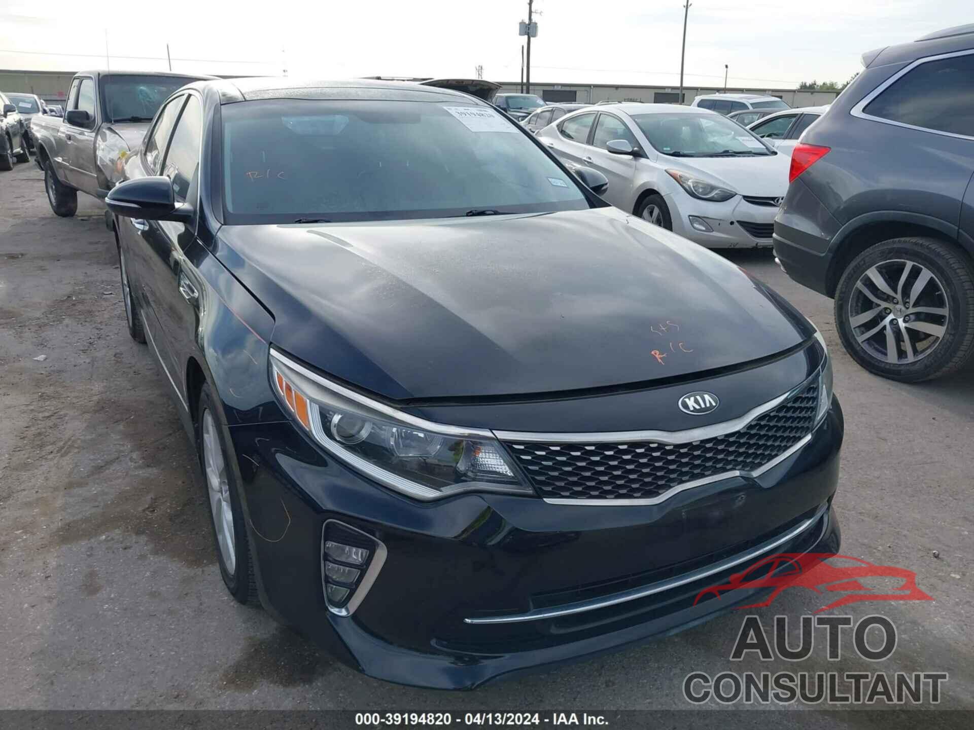 KIA OPTIMA 2018 - 5XXGT4L33JG243711