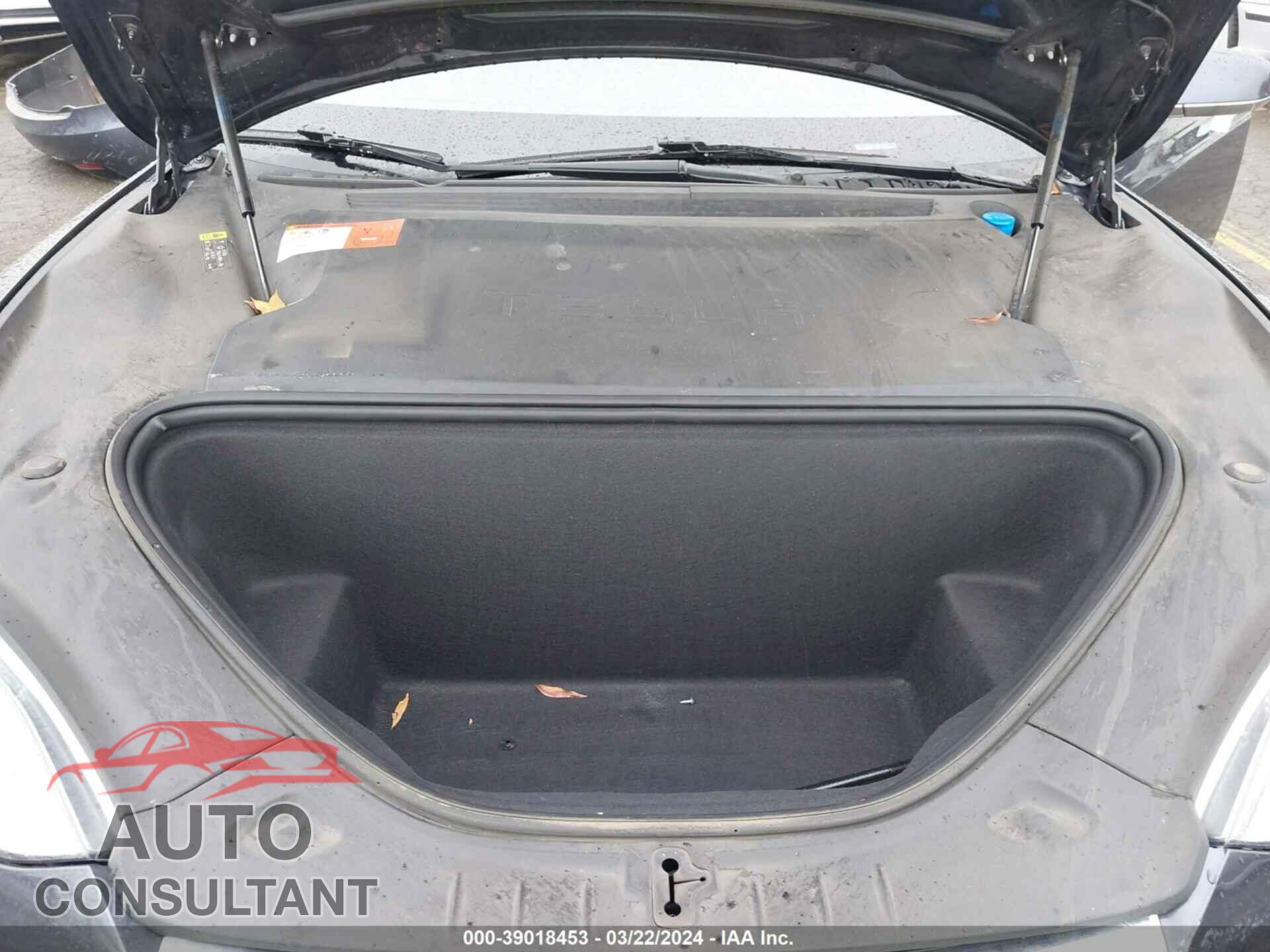 TESLA MODEL S 2017 - 5YJSA1E26HF204319