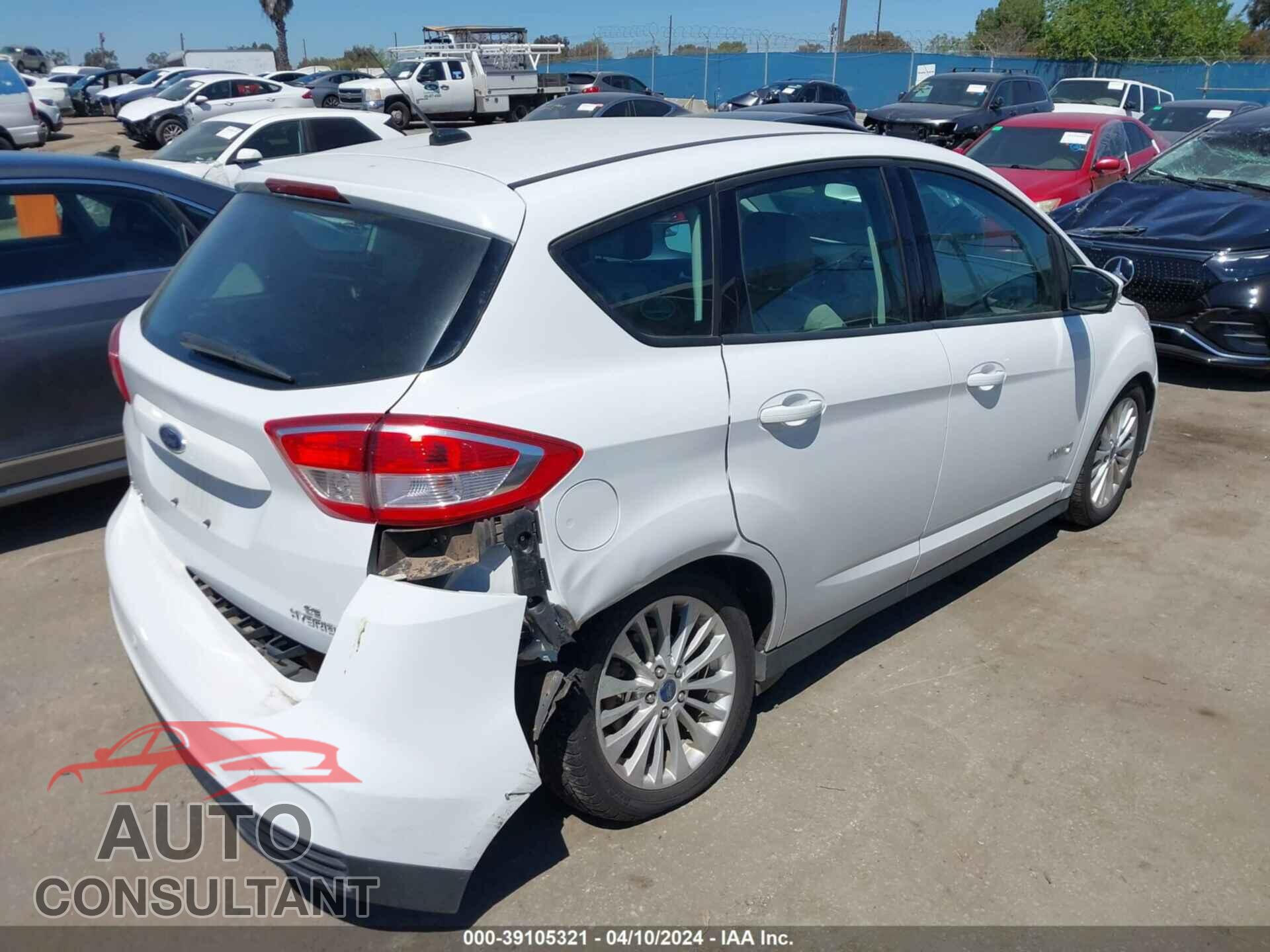 FORD C-MAX 2017 - 1FADP5AU3HL117213