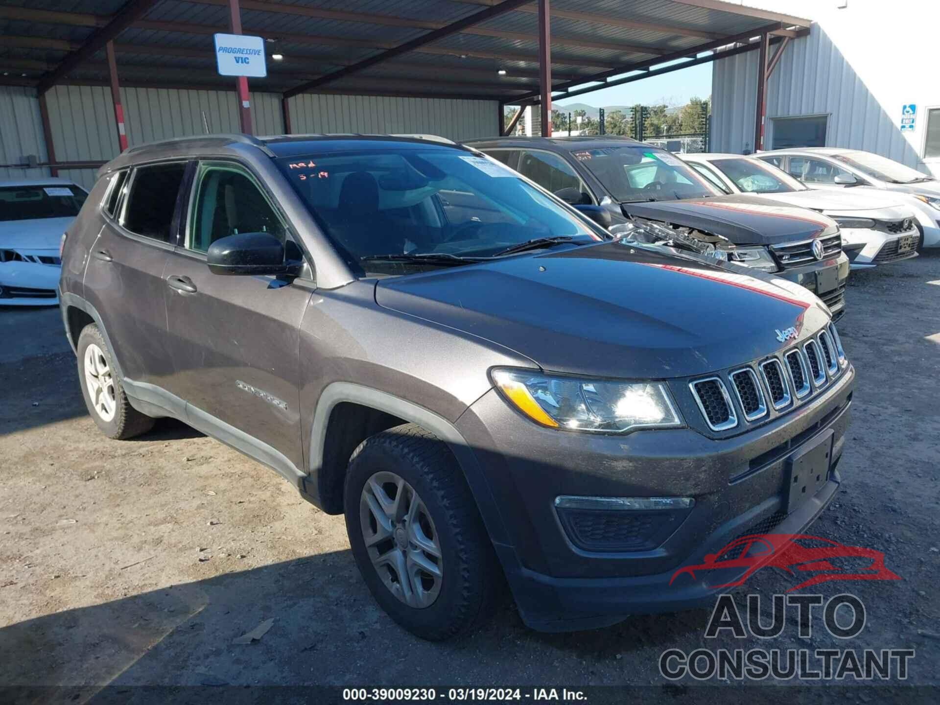 JEEP COMPASS 2018 - 3C4NJCAB7JT181588