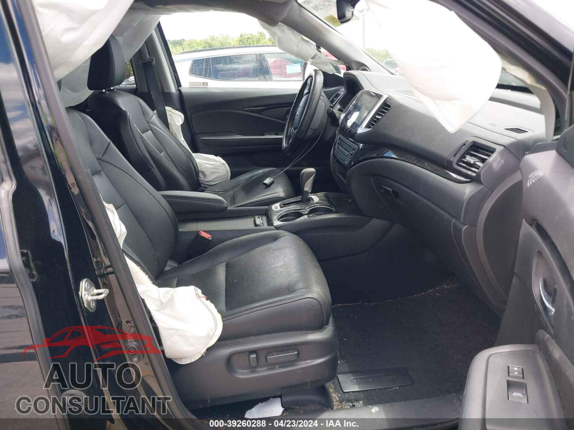 HONDA RIDGELINE 2019 - 5FPYK3F73KB036585