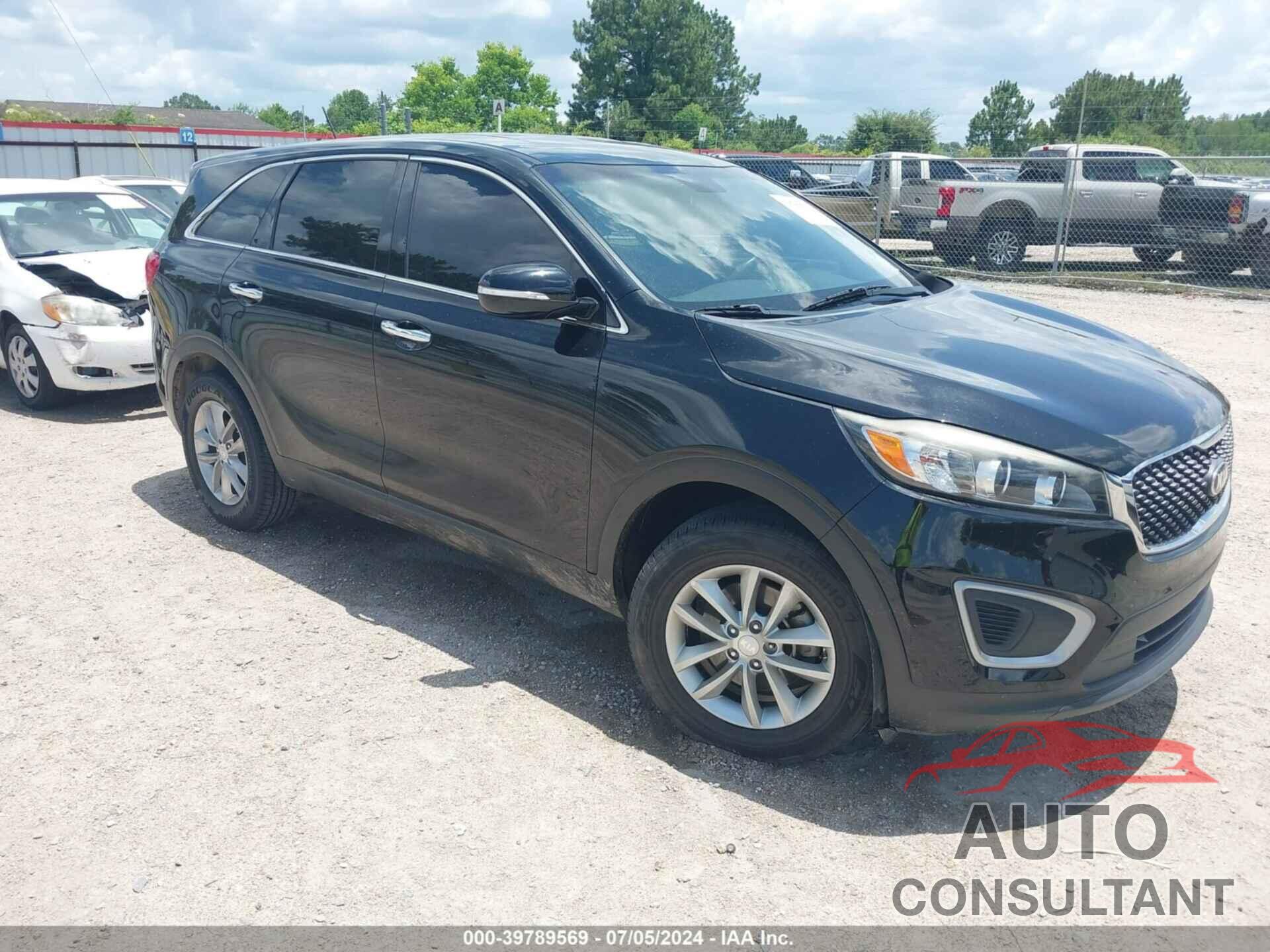 KIA SORENTO 2018 - 5XYPG4A35JG427888