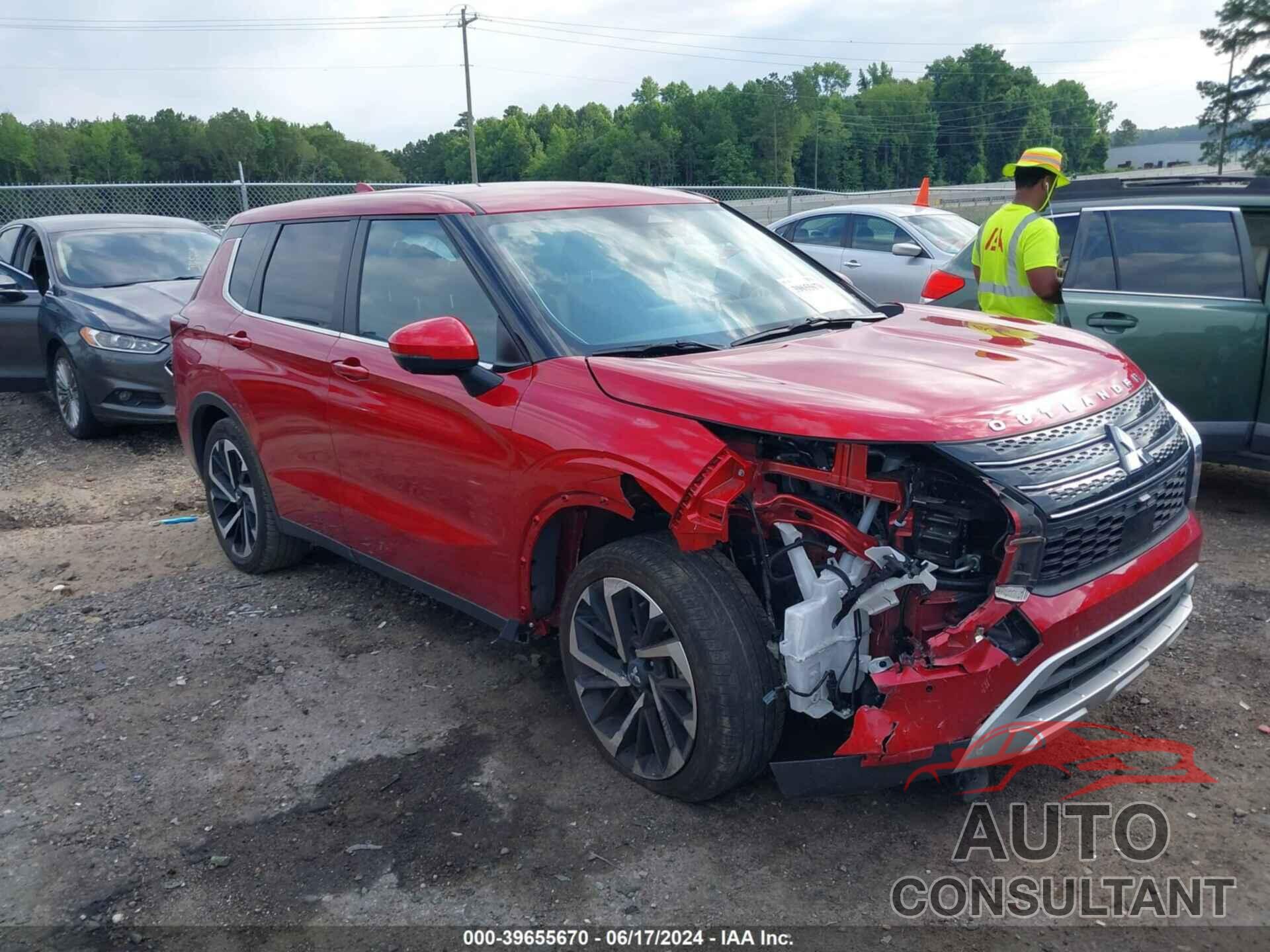 MITSUBISHI OUTLANDER 2023 - JA4J3UA80PZ057676