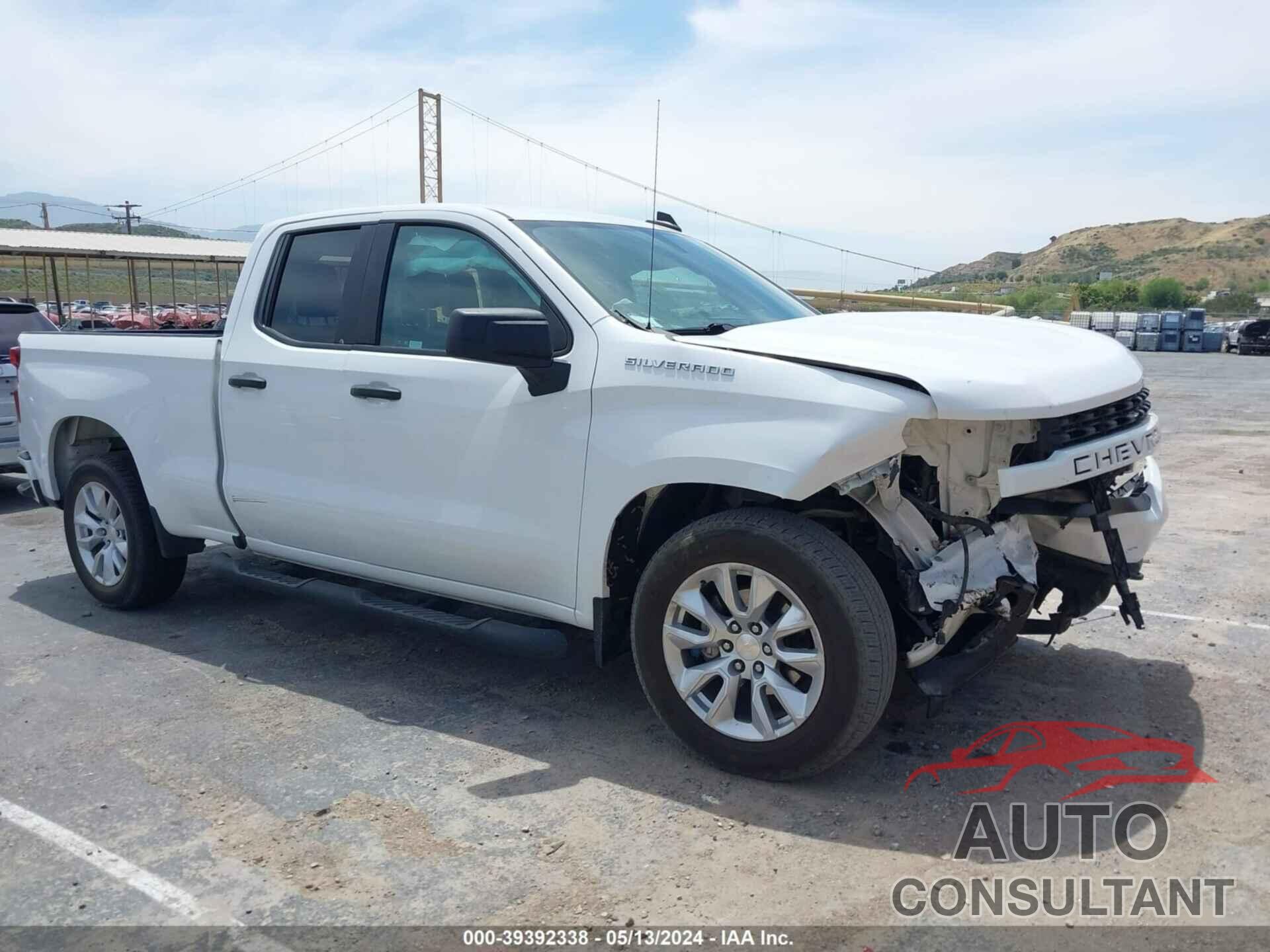 CHEVROLET SILVERADO 1500 2021 - 1GCRWBEK4MZ299358