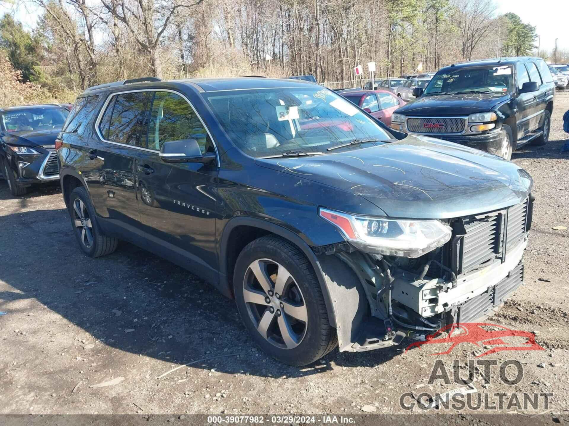 CHEVROLET TRAVERSE 2018 - 1GNEVHKW7JJ260339