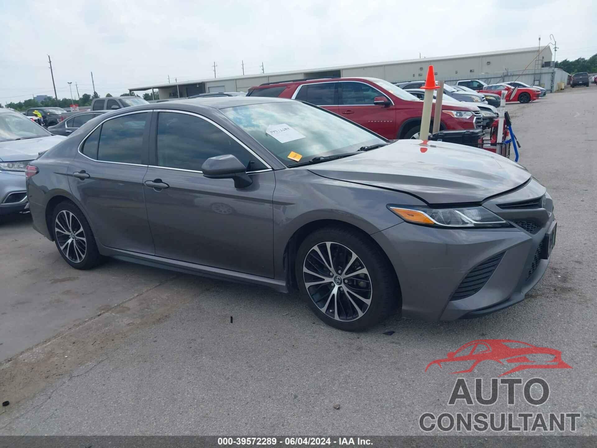 TOYOTA CAMRY 2019 - 4T1B11HK2KU299208