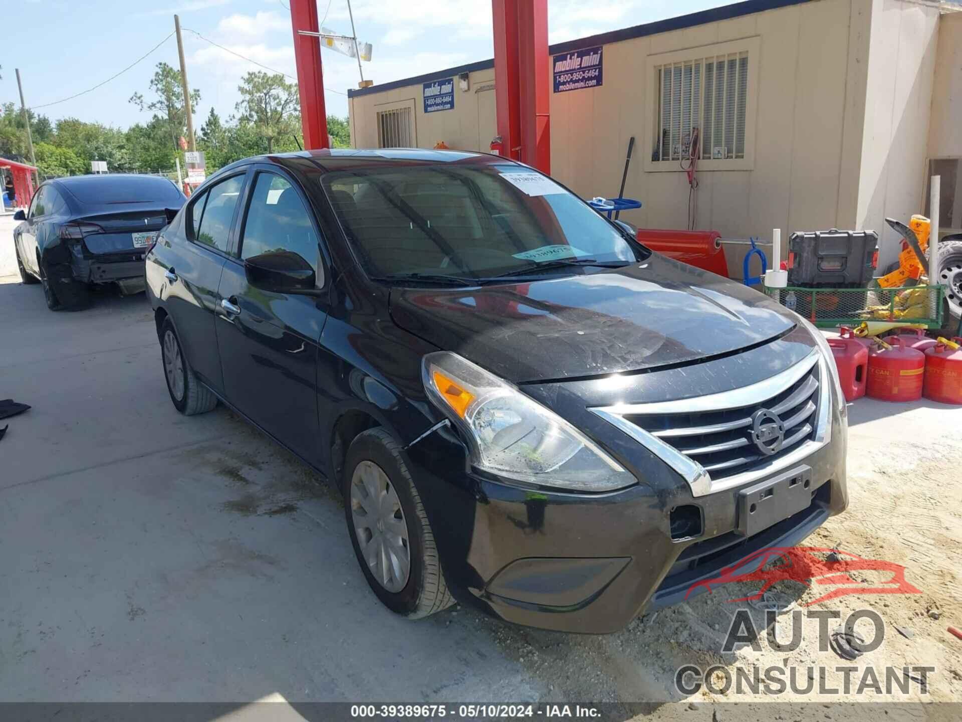 NISSAN VERSA 2018 - 3N1CN7AP9JL852552