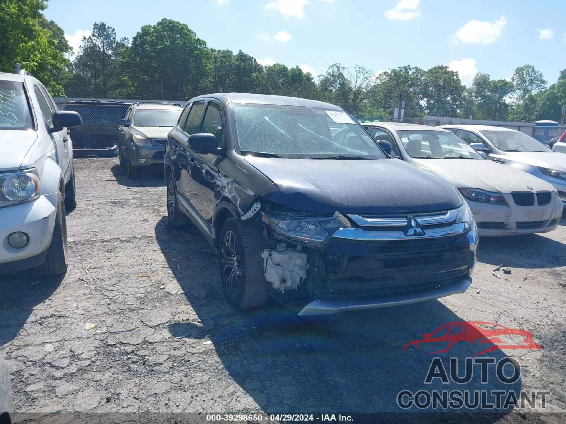 MITSUBISHI OUTLANDER 2018 - JA4AZ3A38JZ056313