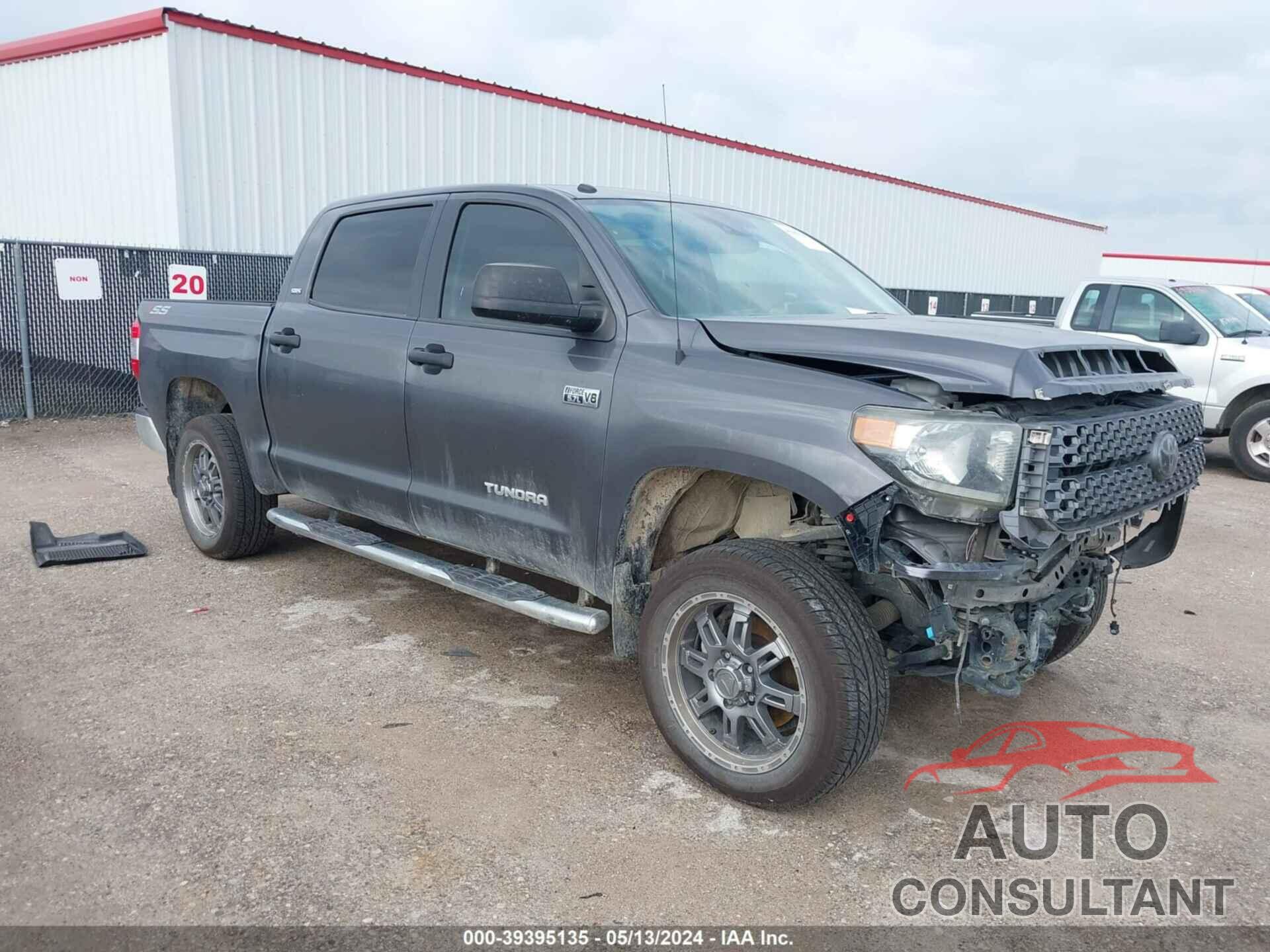 TOYOTA TUNDRA 2018 - 5TFDW5F11JX772173