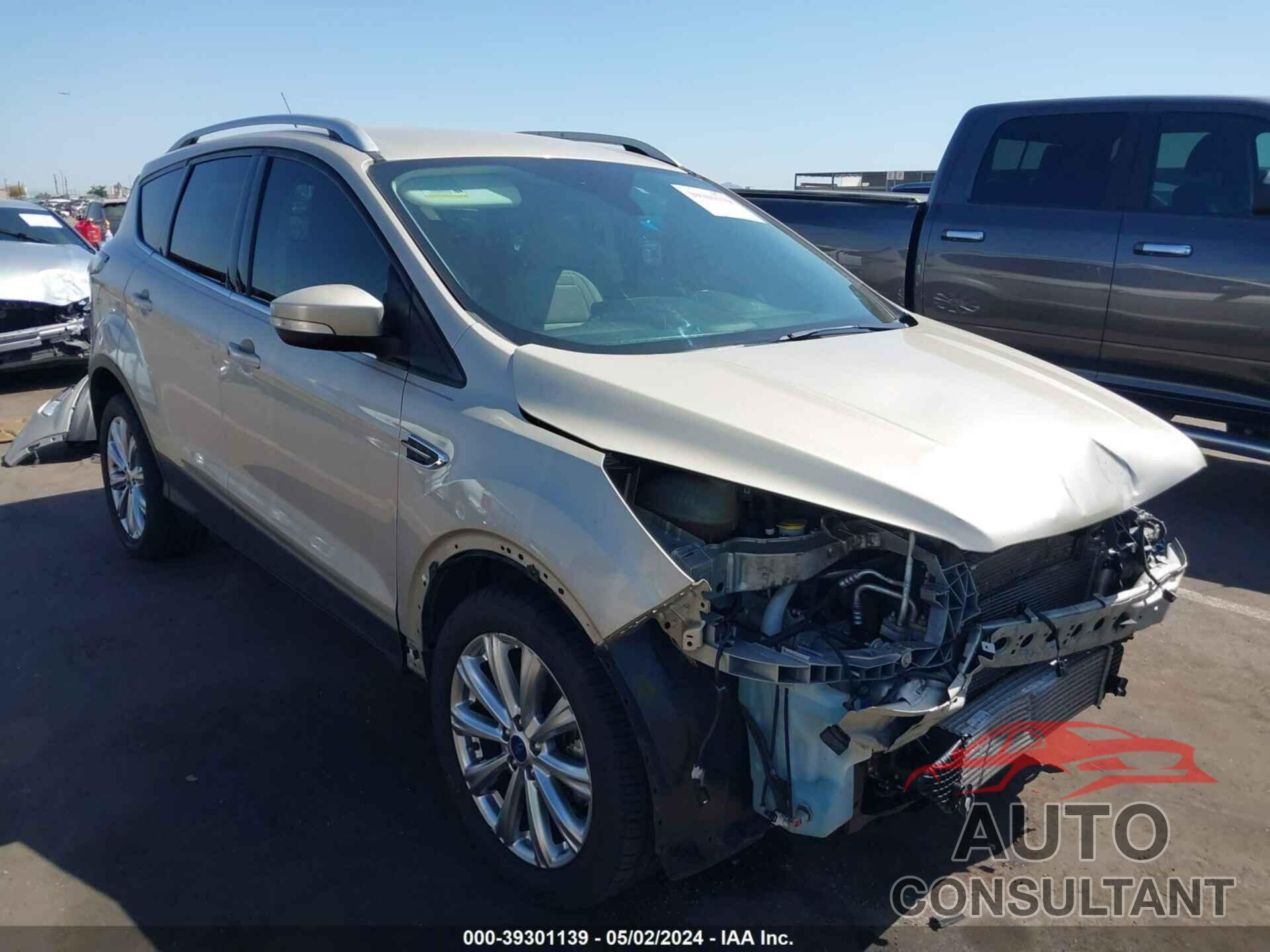 FORD ESCAPE 2018 - 1FMCU9J94JUC76710