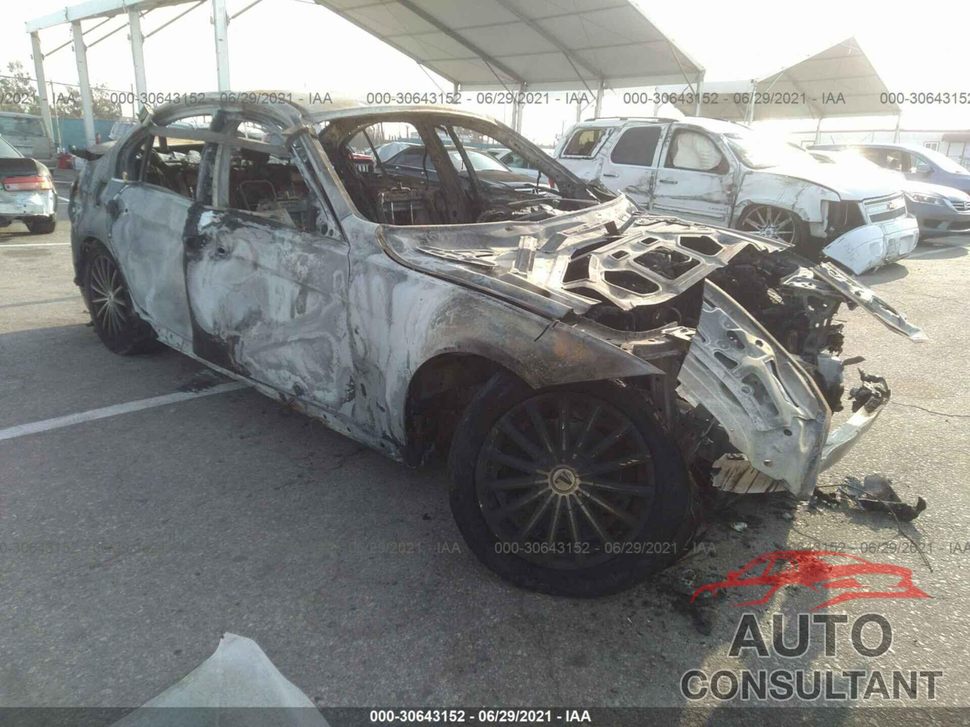 BMW 3 SERIES 2018 - WBA8B9C59JEE82545