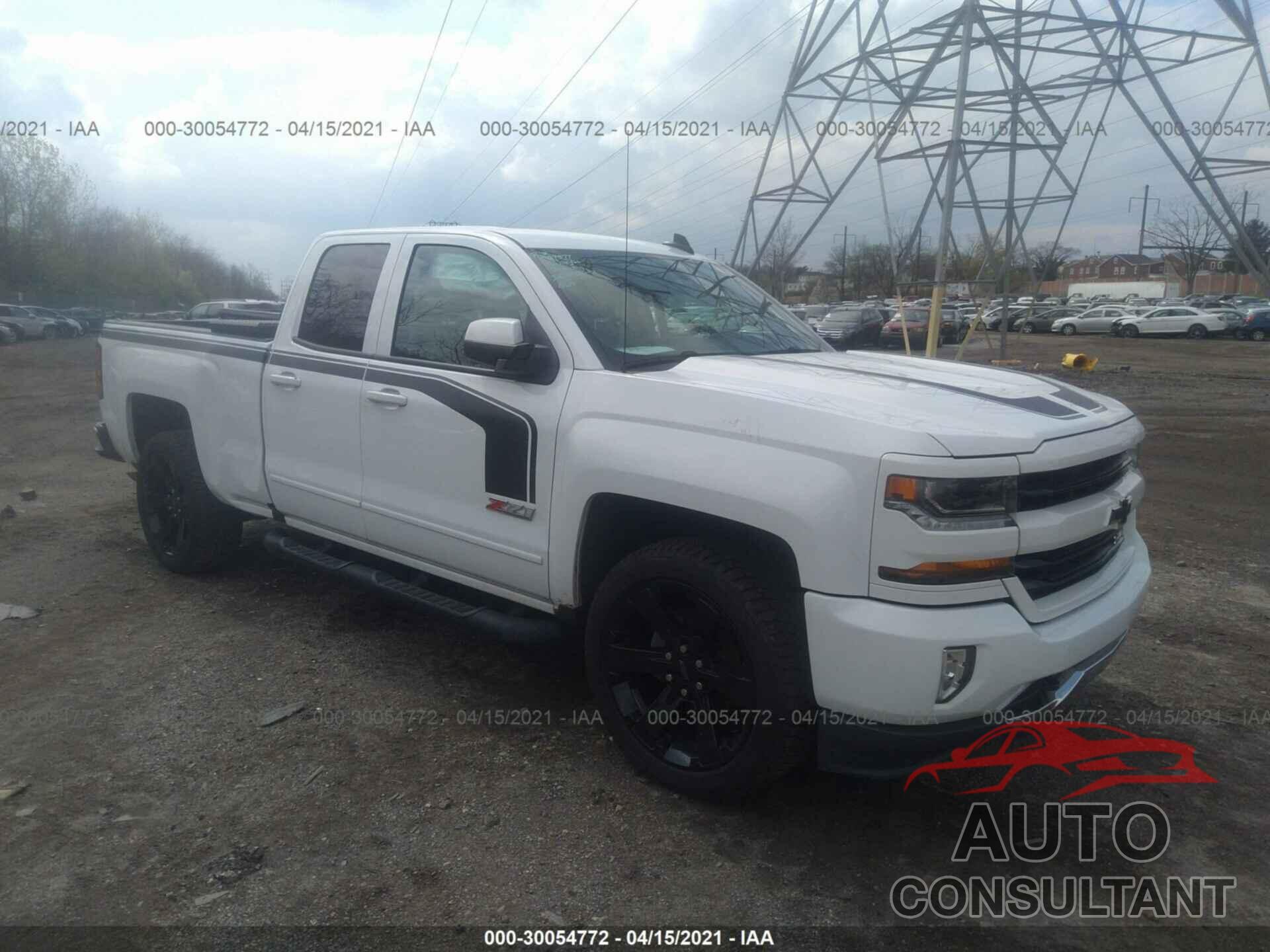 CHEVROLET SILVERADO 1500 2017 - 1GCVKREC2HZ344363