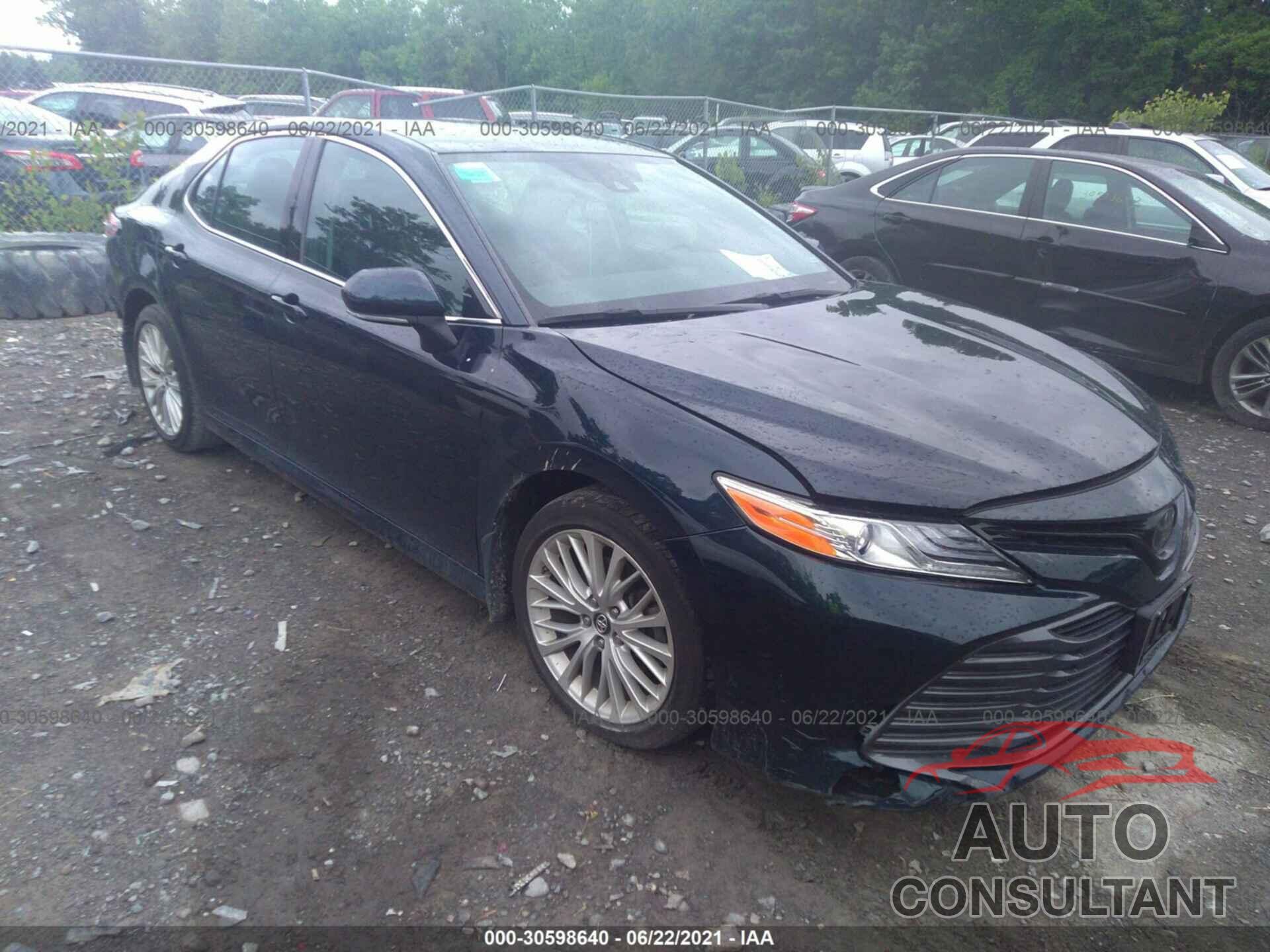 TOYOTA CAMRY 2019 - 4T1B11HK2KU285910