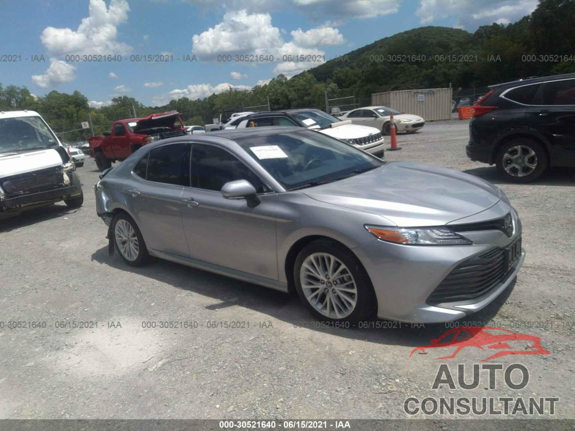 TOYOTA CAMRY 2018 - 4T1BZ1HK5JU009809