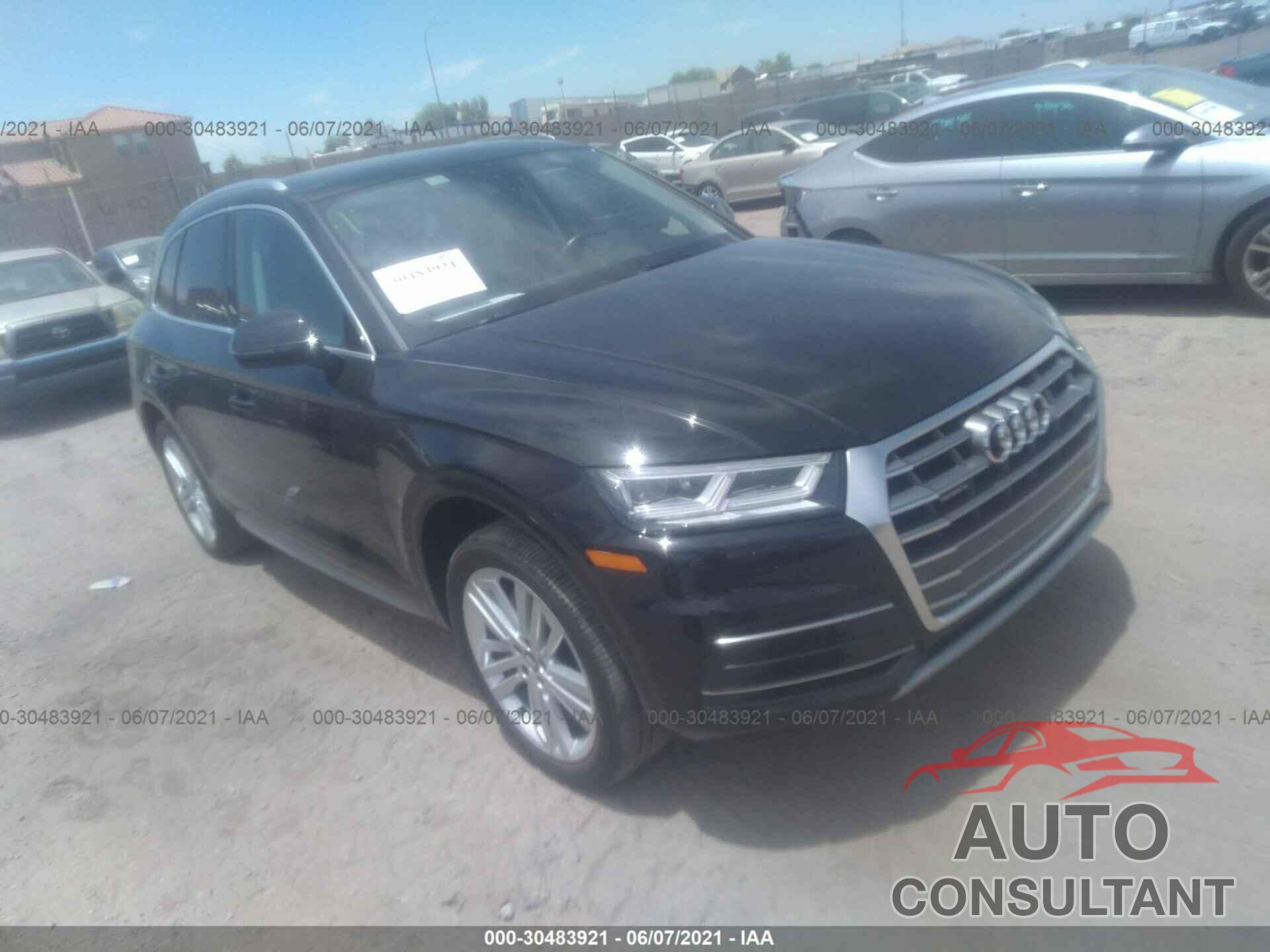 AUDI Q5 2018 - WA1BNAFY7J2068017